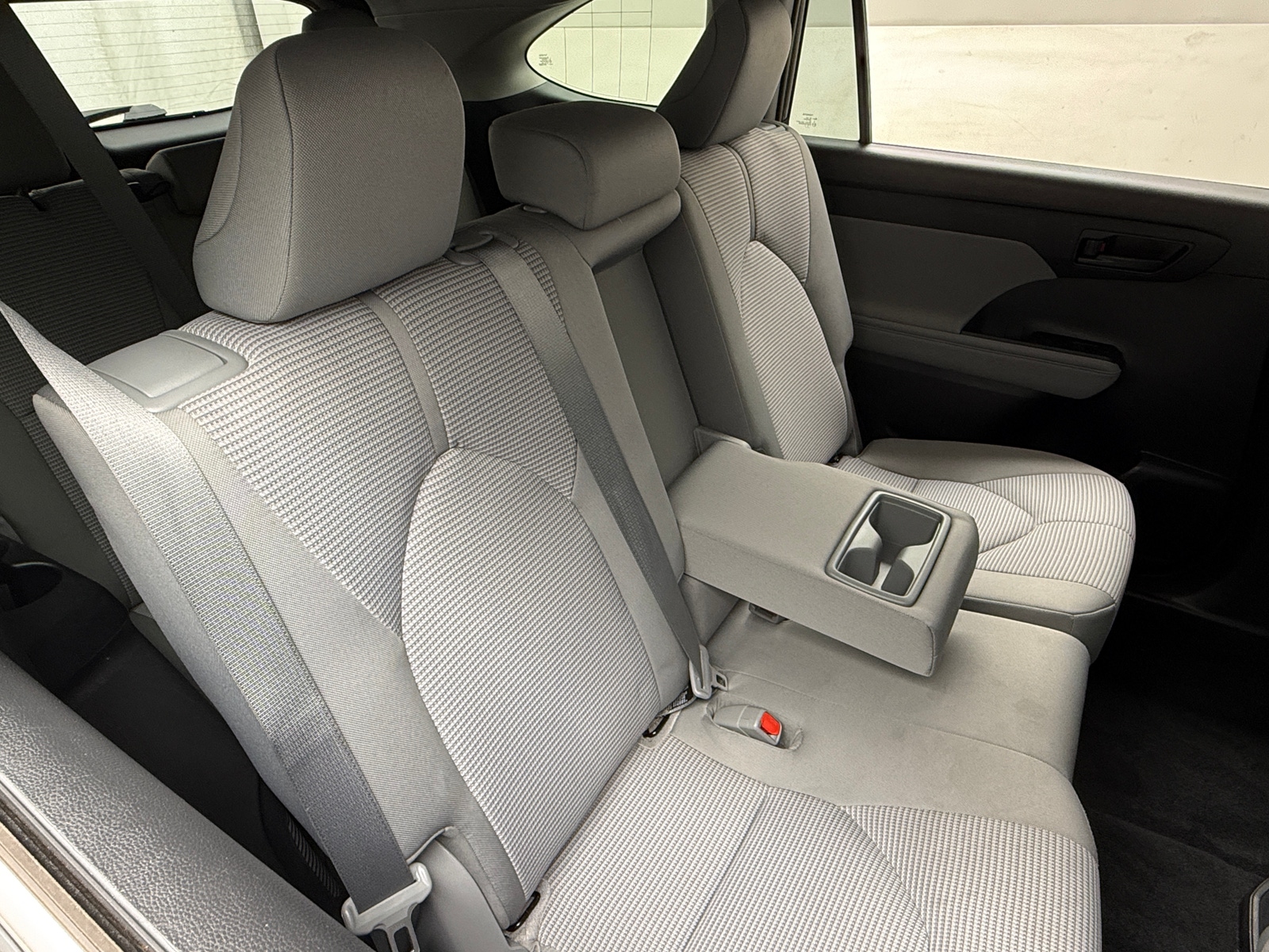 Thumbnail: 2021 Toyota Highlander - 6