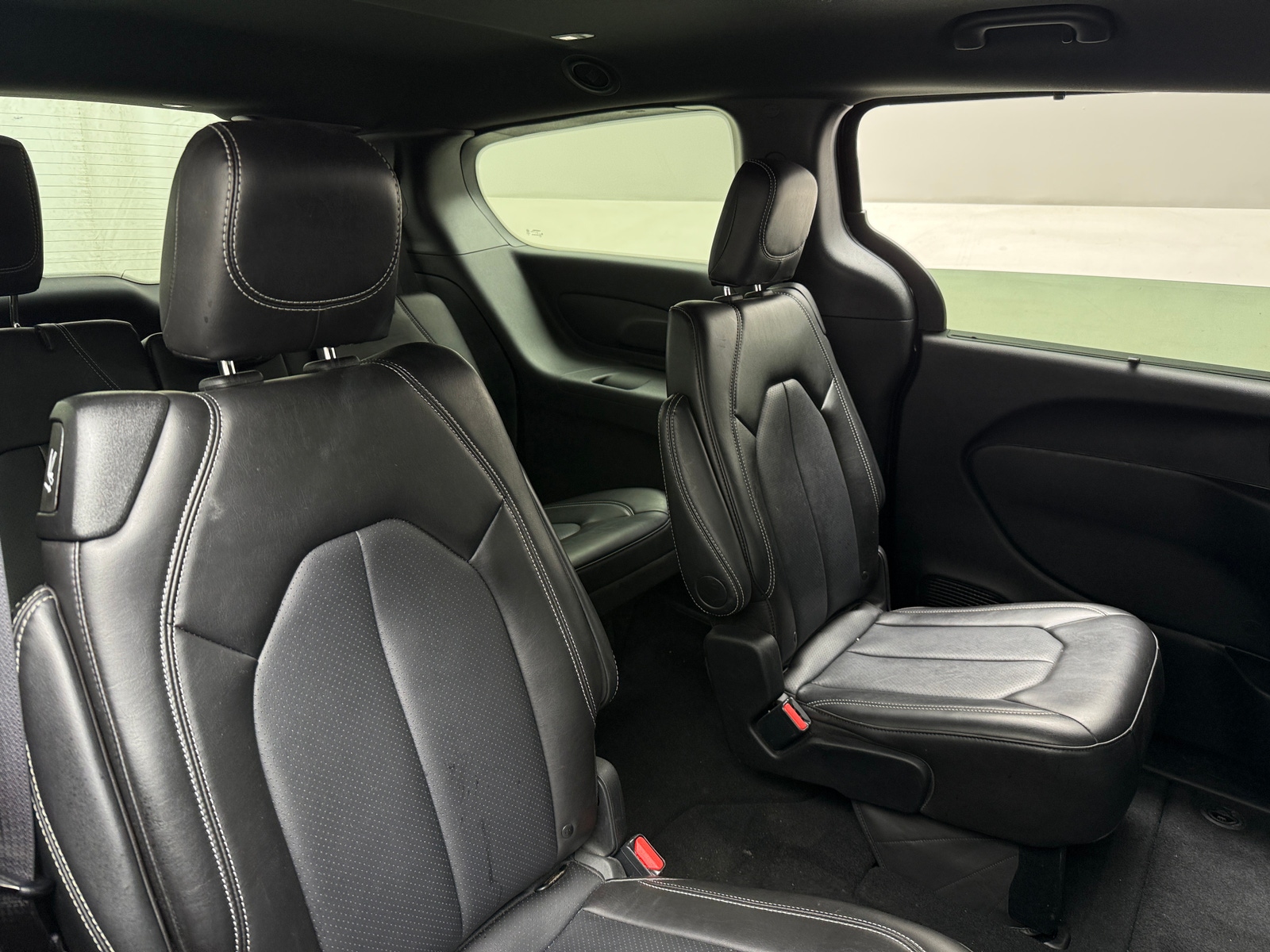 Thumbnail: 2025 Chrysler Pacifica - 5