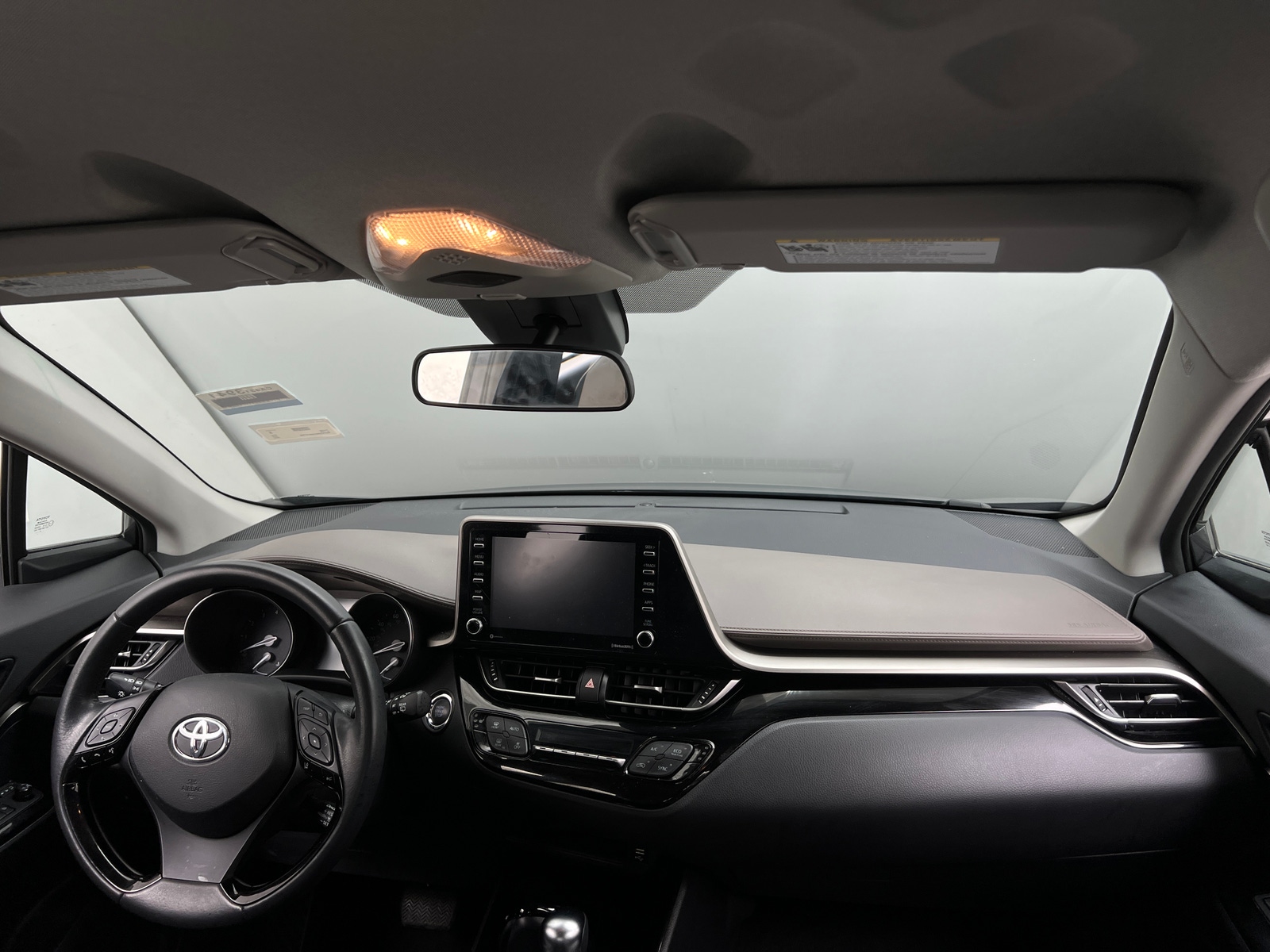 Thumbnail: 2022 Toyota C-HR - 3