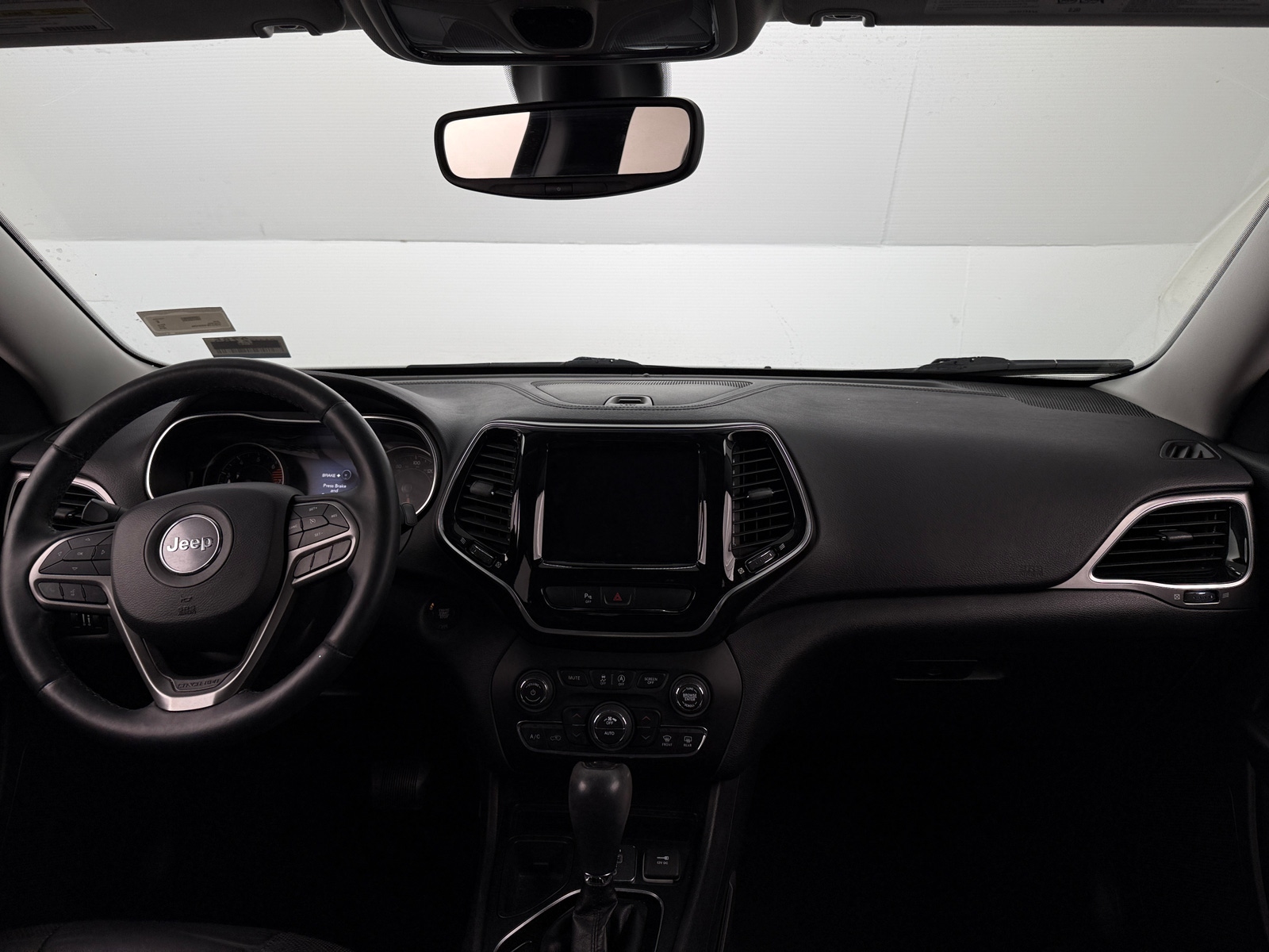 Thumbnail: 2019 Jeep Cherokee - 2