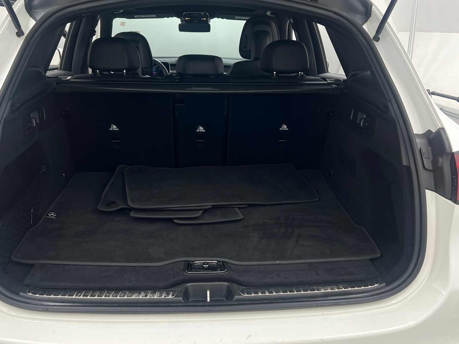 Thumbnail: 2024 Mercedes-Benz GLC - 6