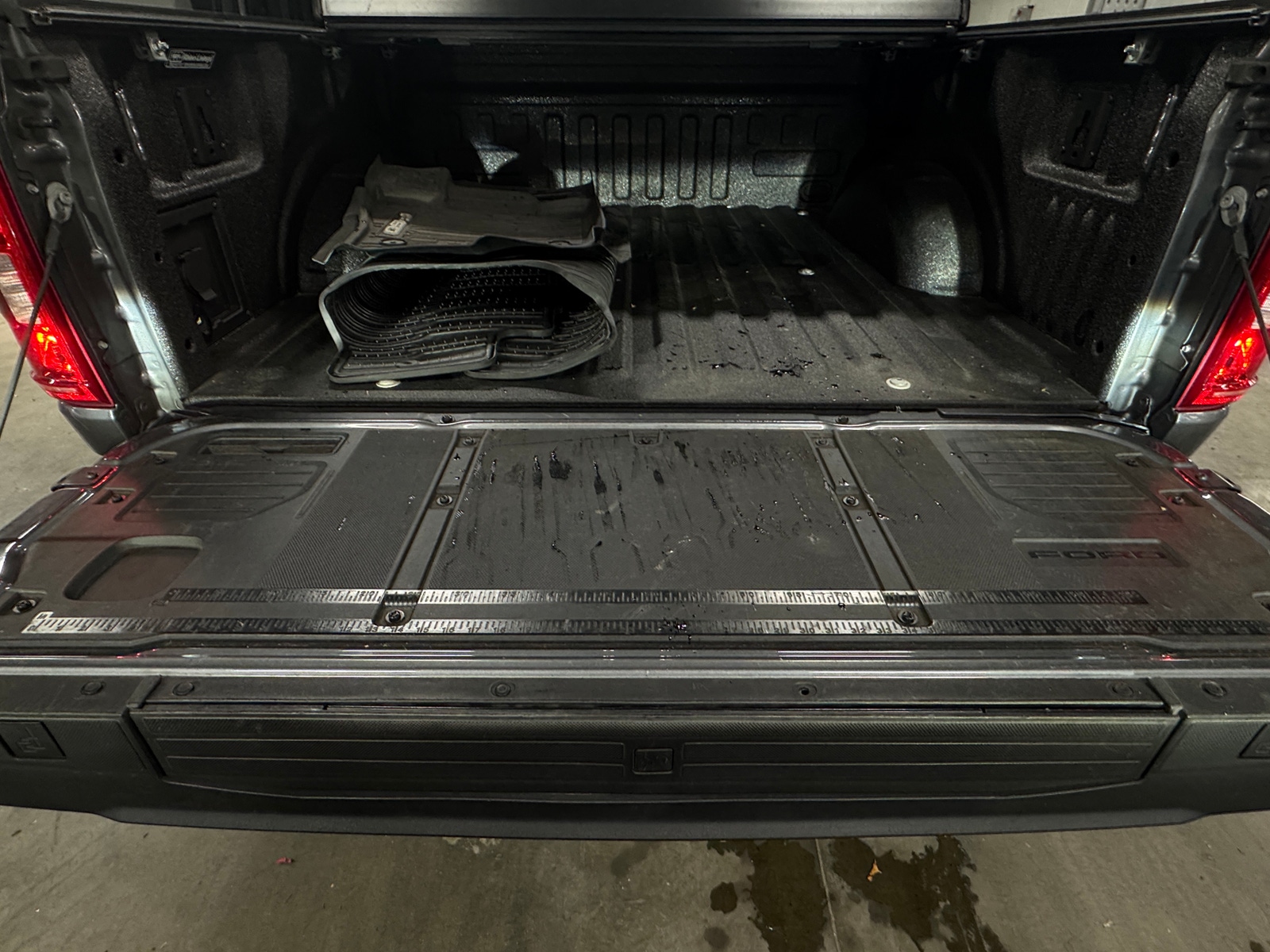 Thumbnail: 2022 Ford Econoline - 7