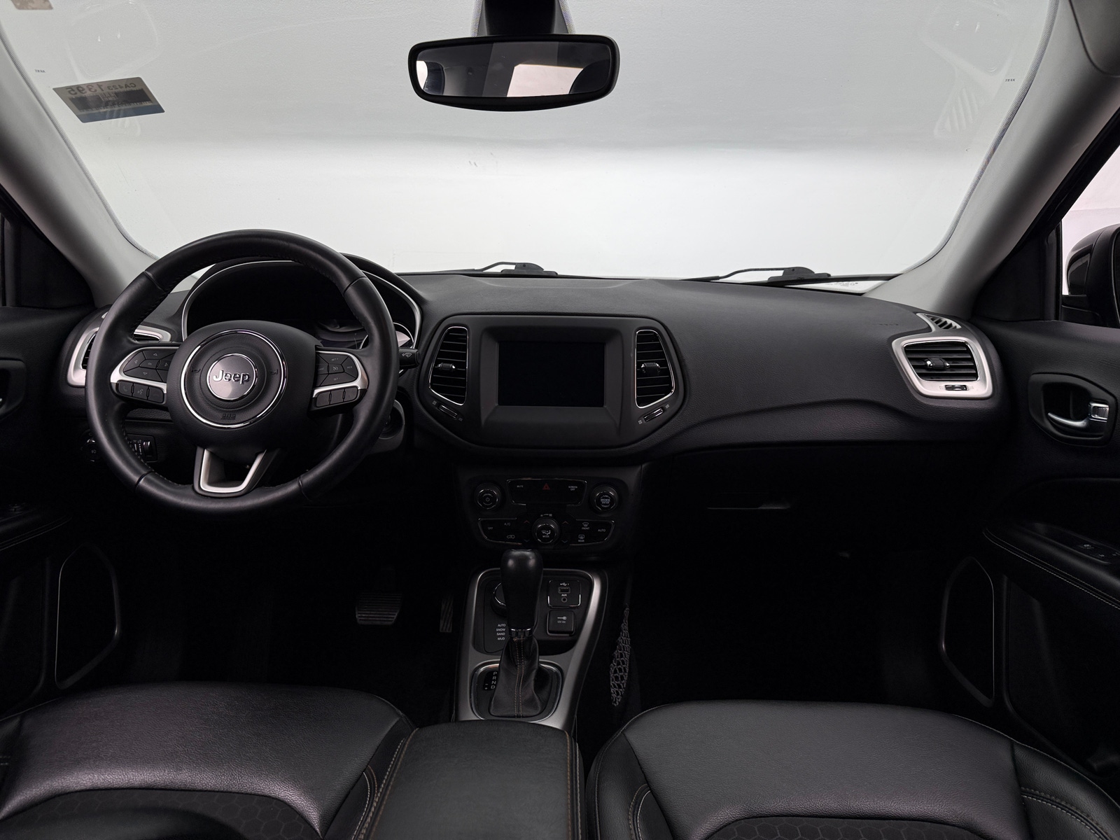 Thumbnail: 2019 Jeep Compass - 3