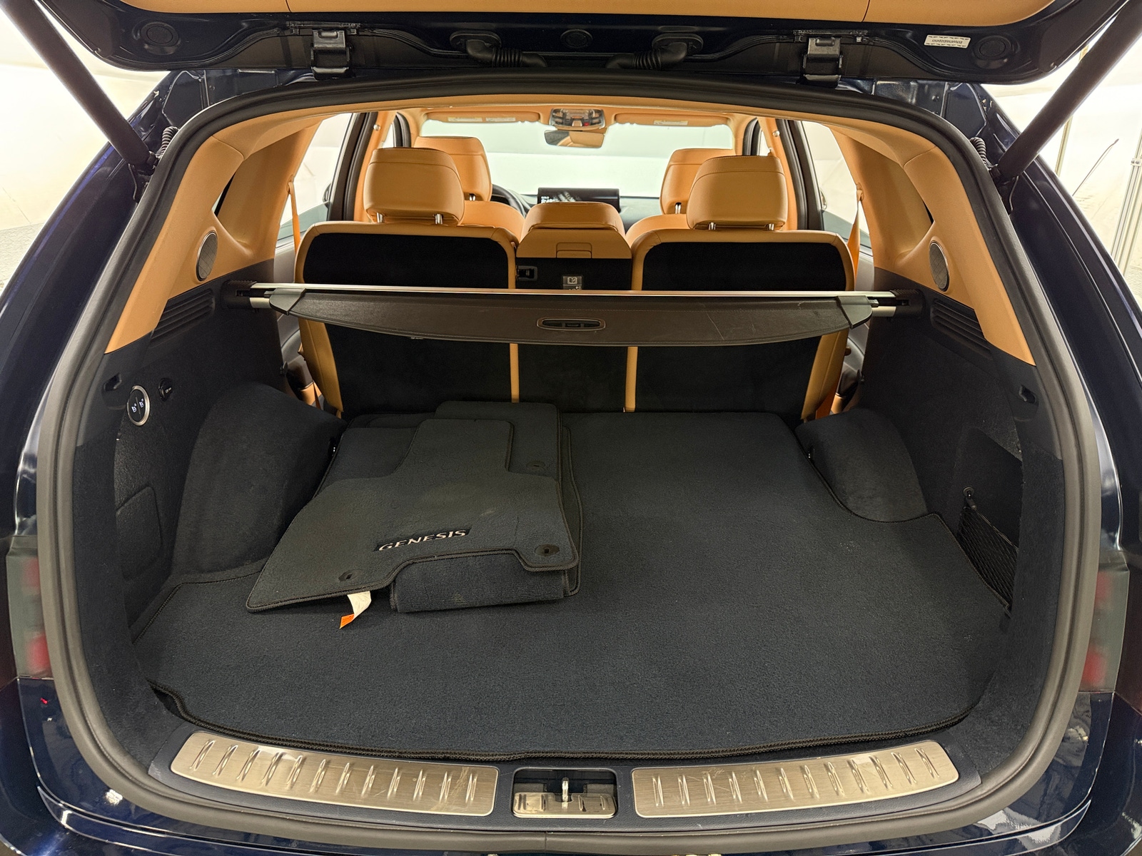 Thumbnail: 2022 Genesis GV80 - 6