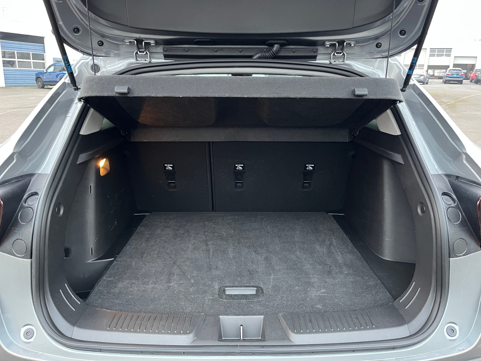 Thumbnail: 2025 Chevrolet Trax - 6