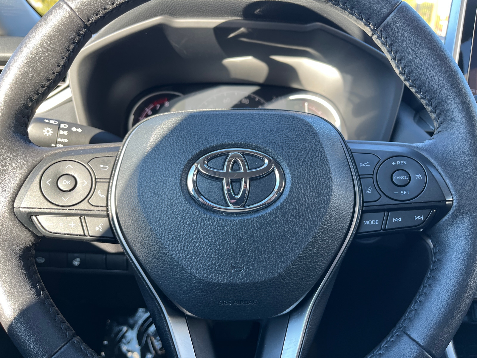 Thumbnail: 2025 Toyota RAV4 - 5