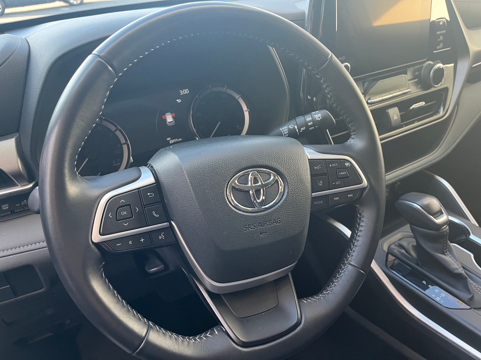 Thumbnail: 2025 Toyota Highlander - 5