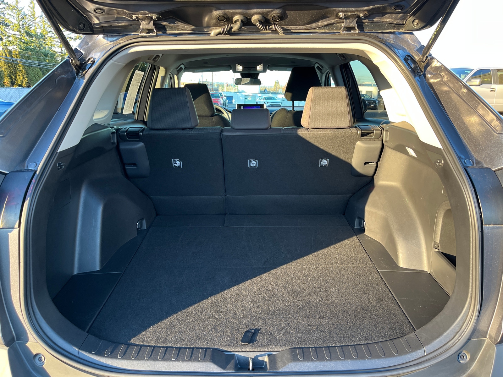 Thumbnail: 2025 Toyota RAV4 - 5