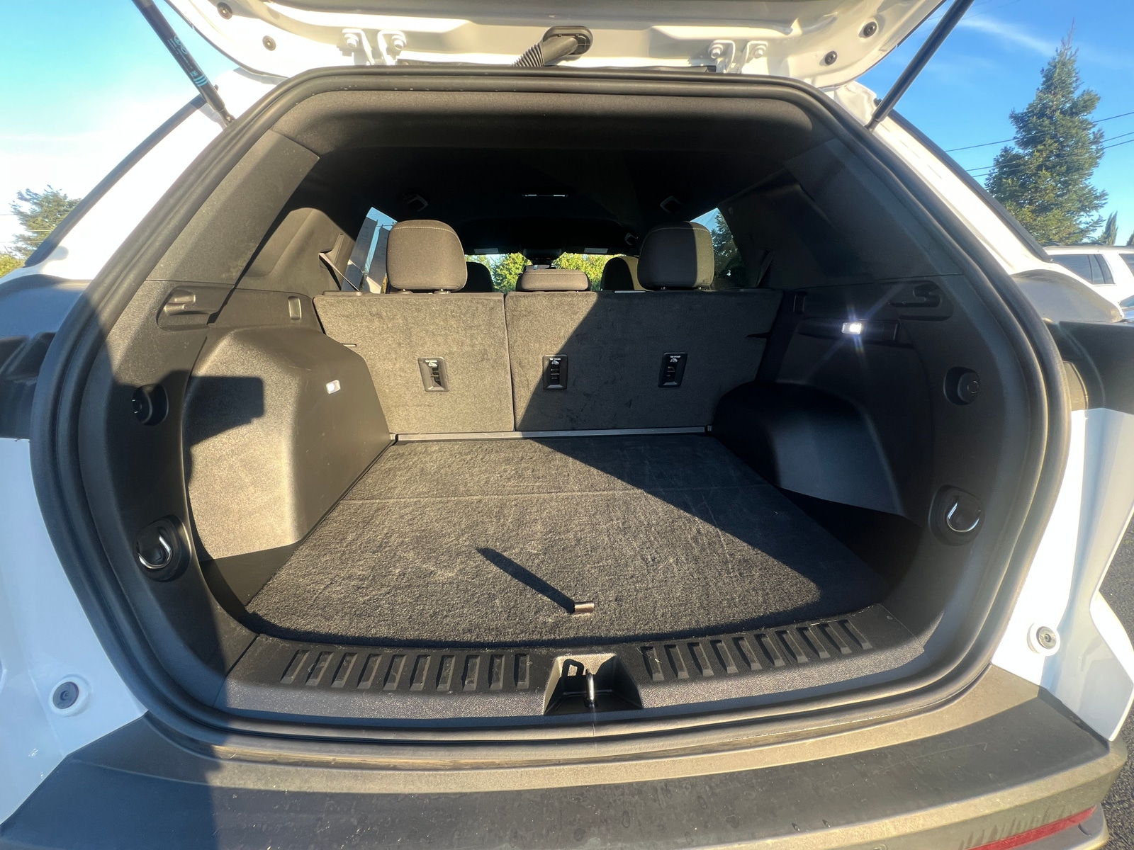 Thumbnail: 2025 Chevrolet Equinox - 6