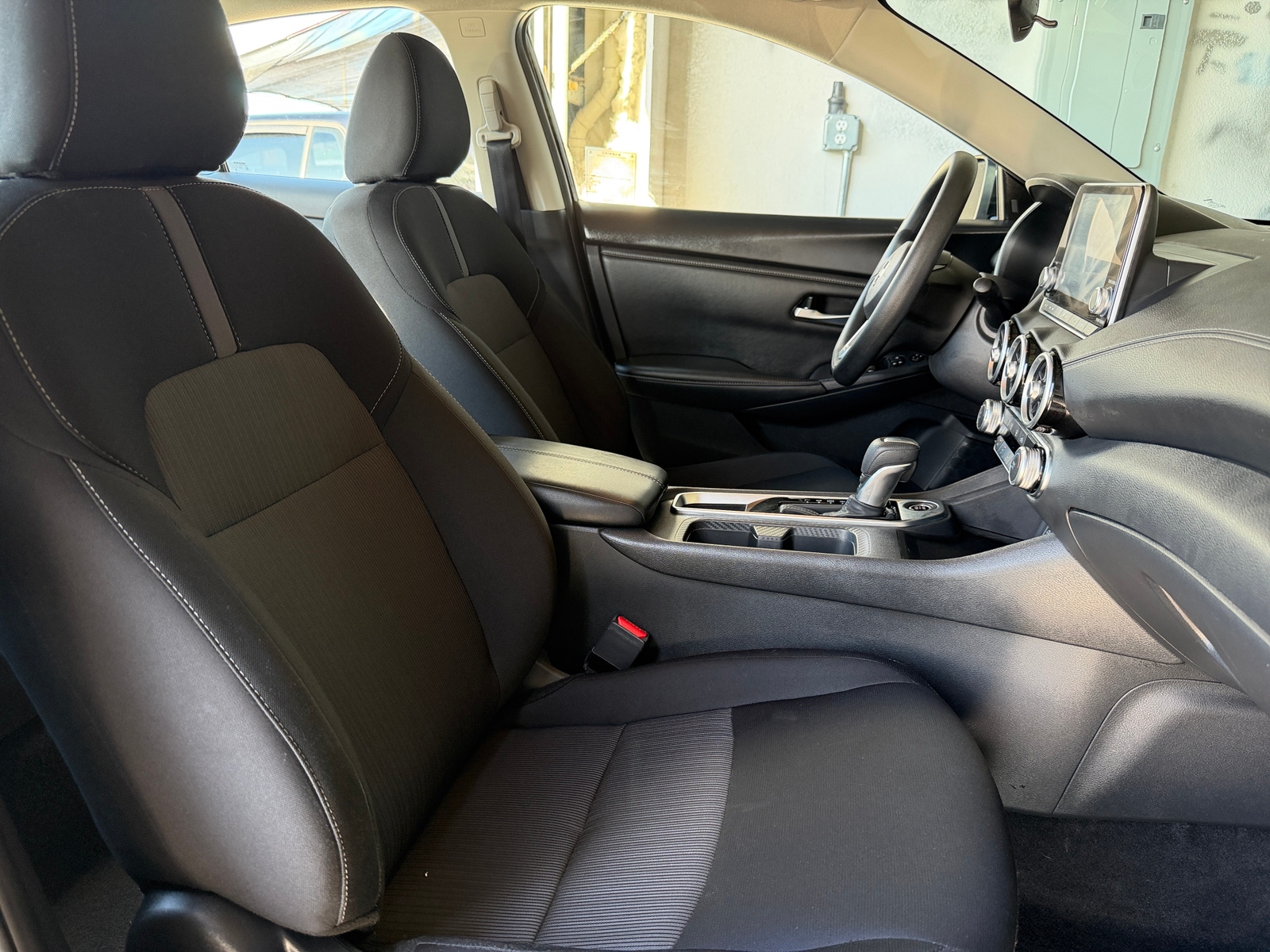 Thumbnail: 2025 Nissan Sentra - 2