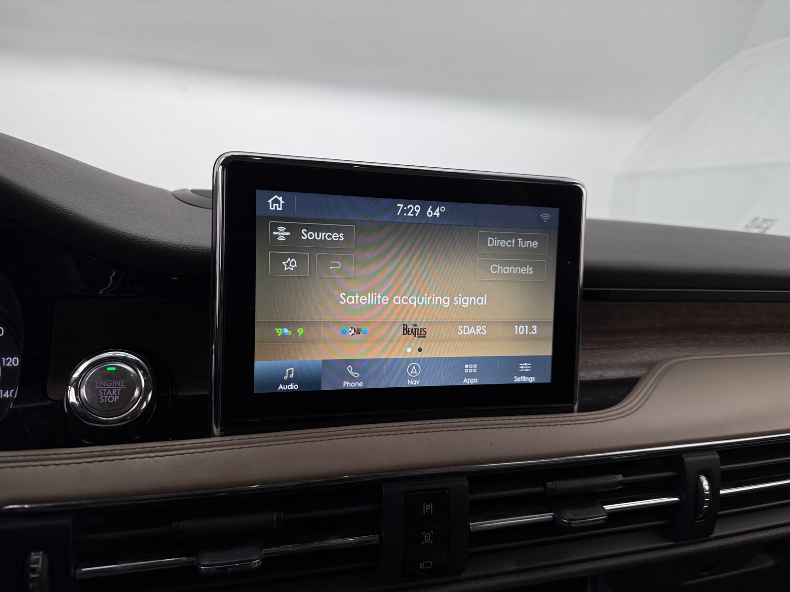 Thumbnail: 2020 Lincoln Corsair - 3