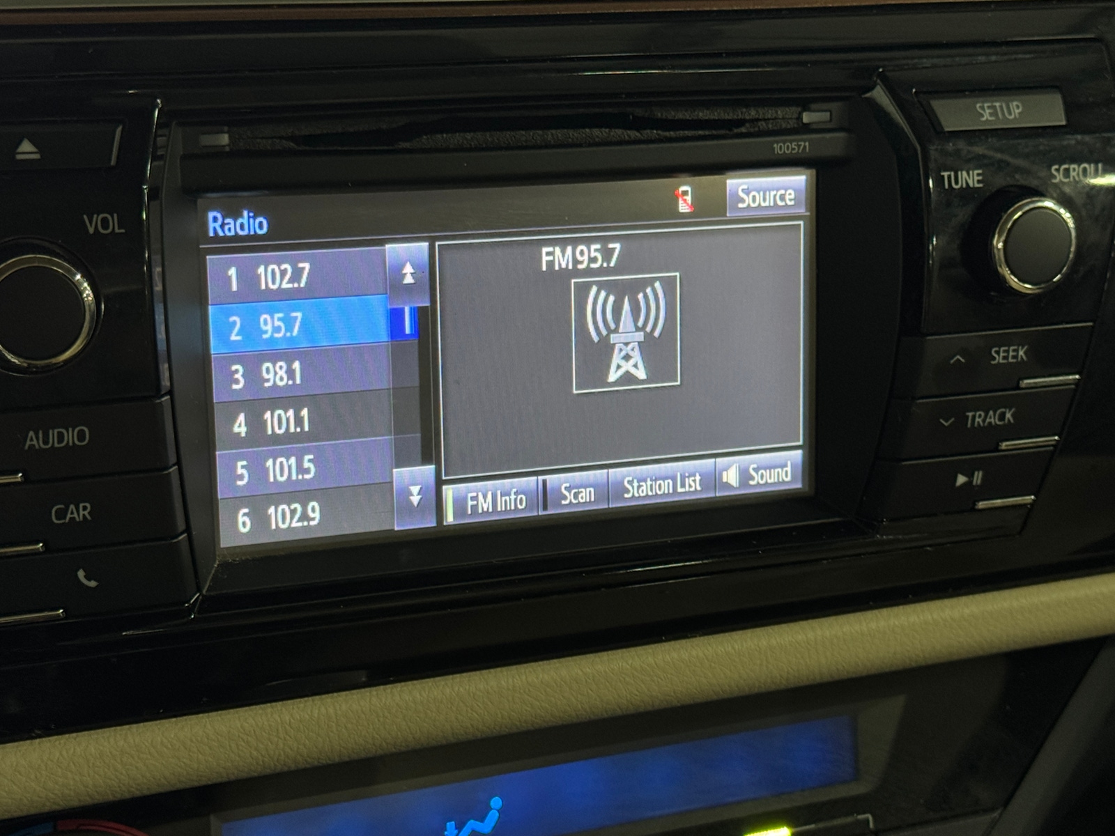 Thumbnail: 2016 Toyota Corolla - 4