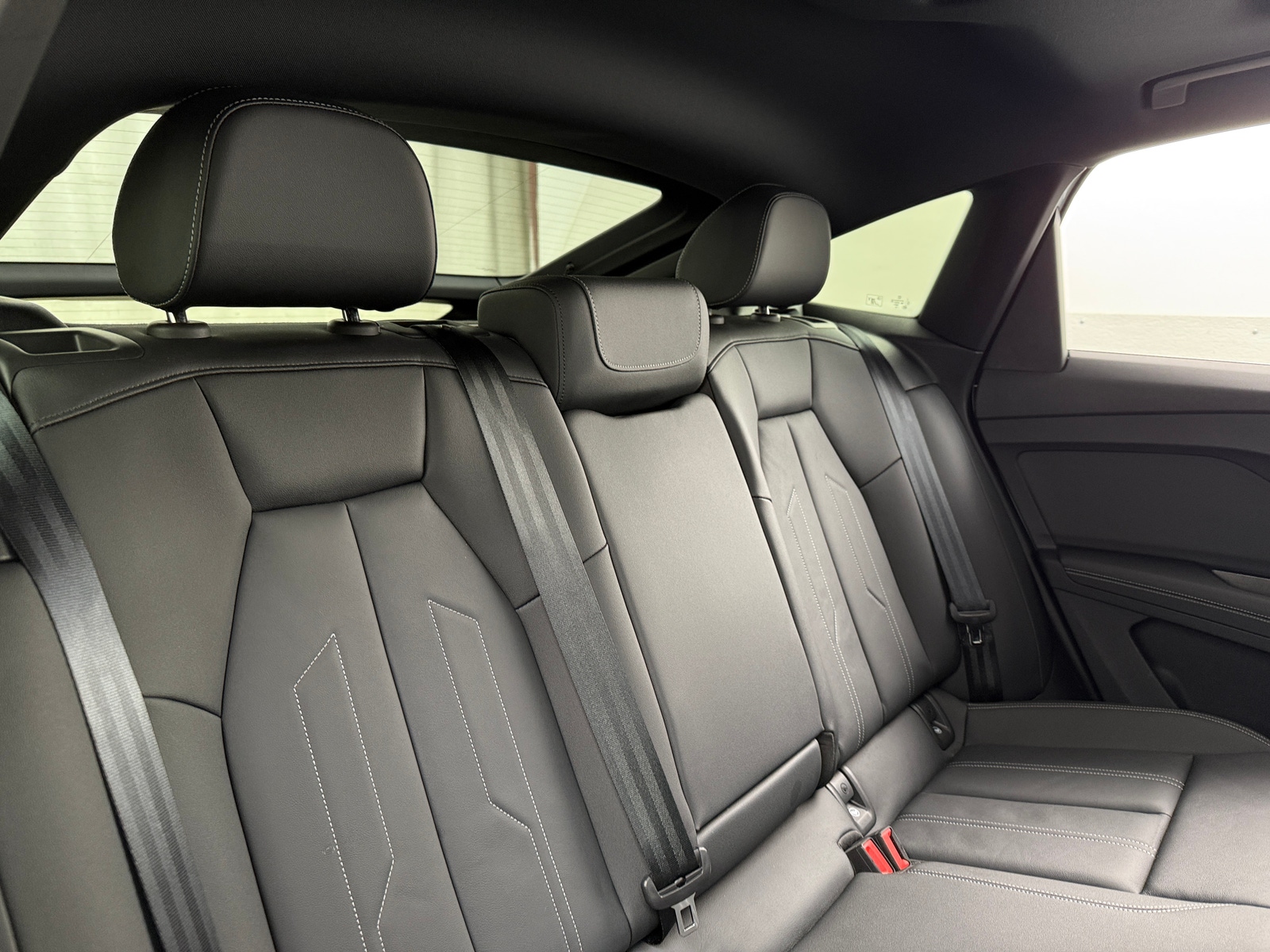 Thumbnail: 2025 Audi Q4 e-tron - 5