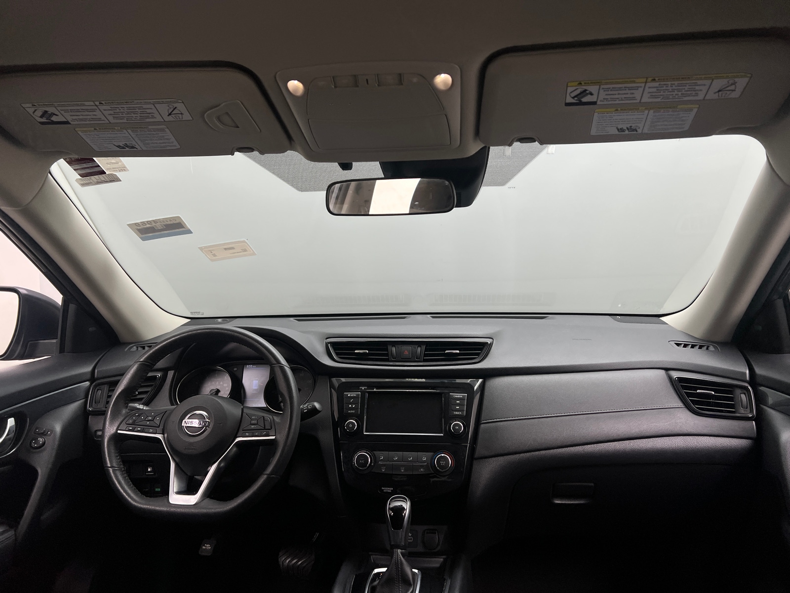 Thumbnail: 2020 Nissan Rogue - 3