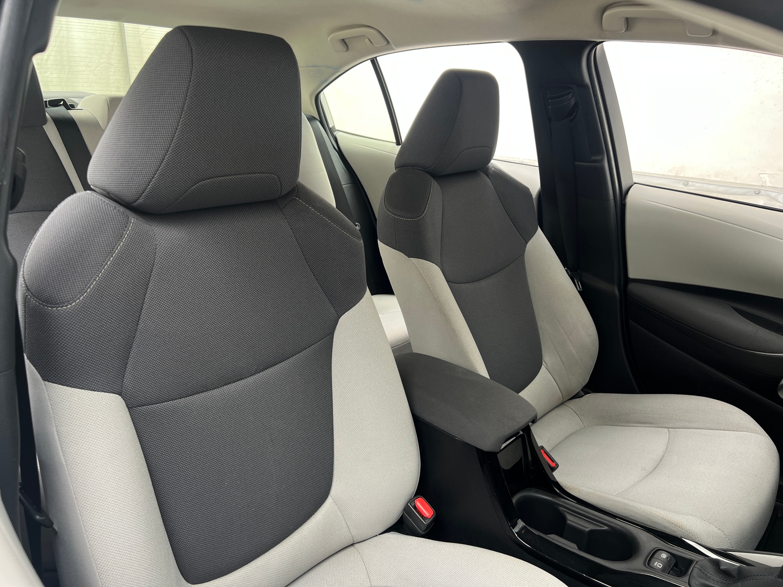 Thumbnail: 2022 Toyota Corolla - 2