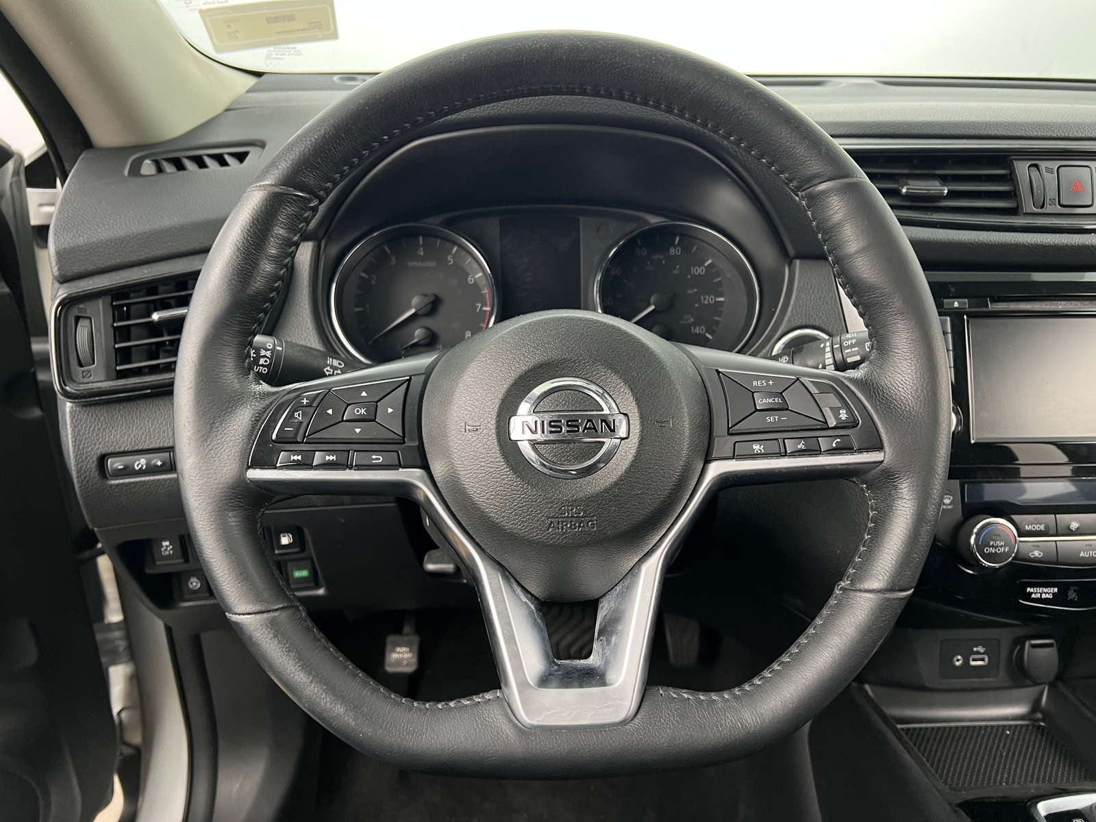 Thumbnail: 2018 Nissan Rogue - 5