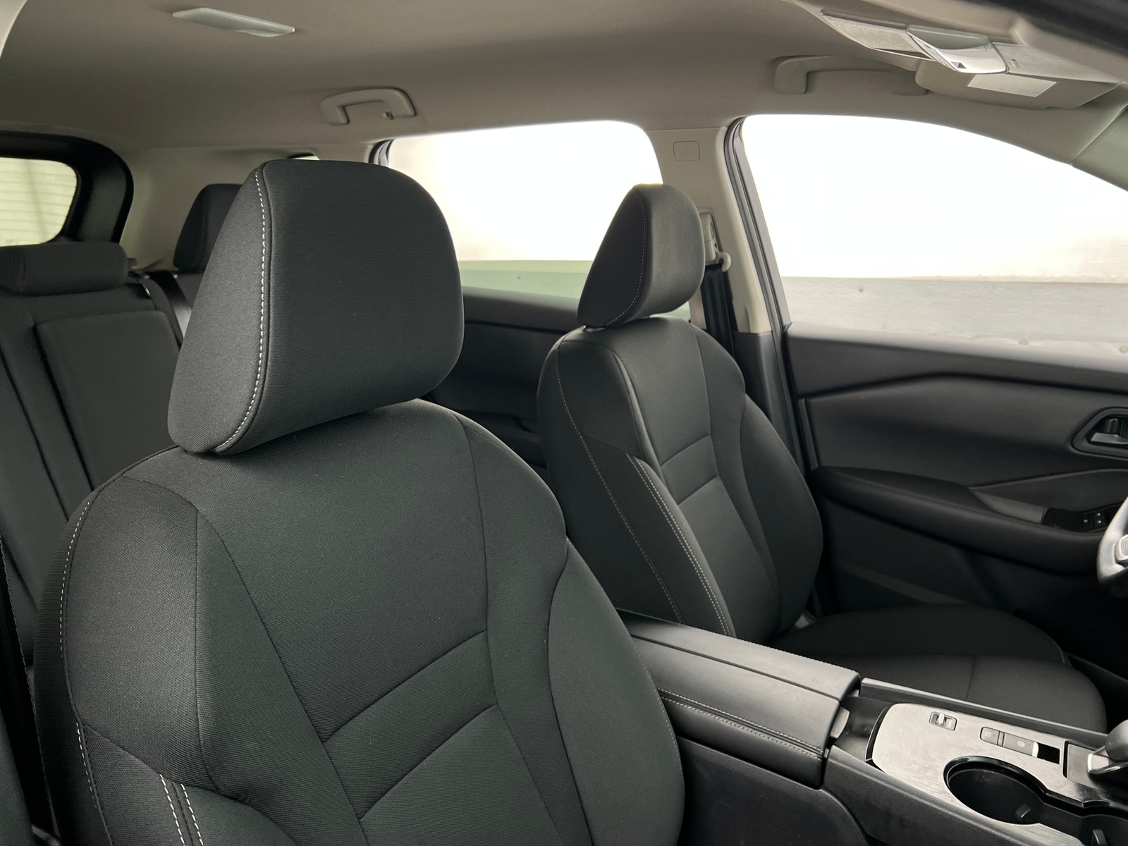 Thumbnail: 2025 Nissan Rogue - 2