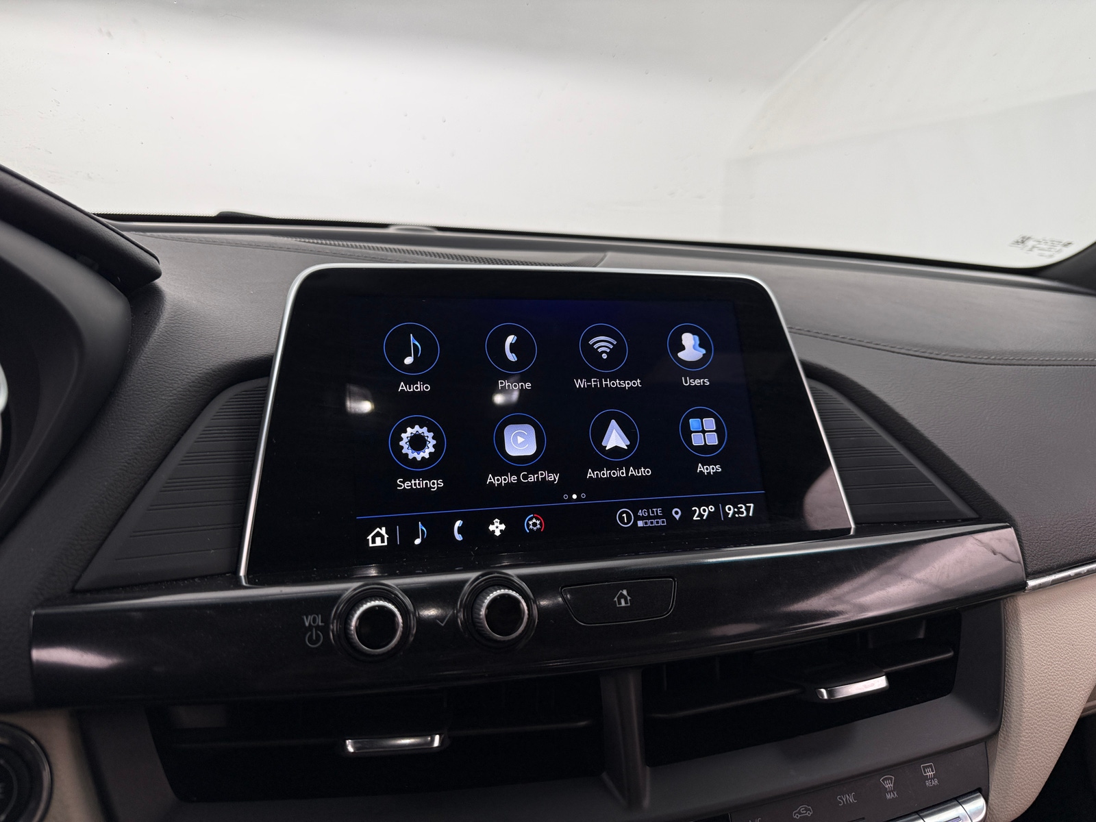 Thumbnail: 2024 Cadillac CT4 - 3