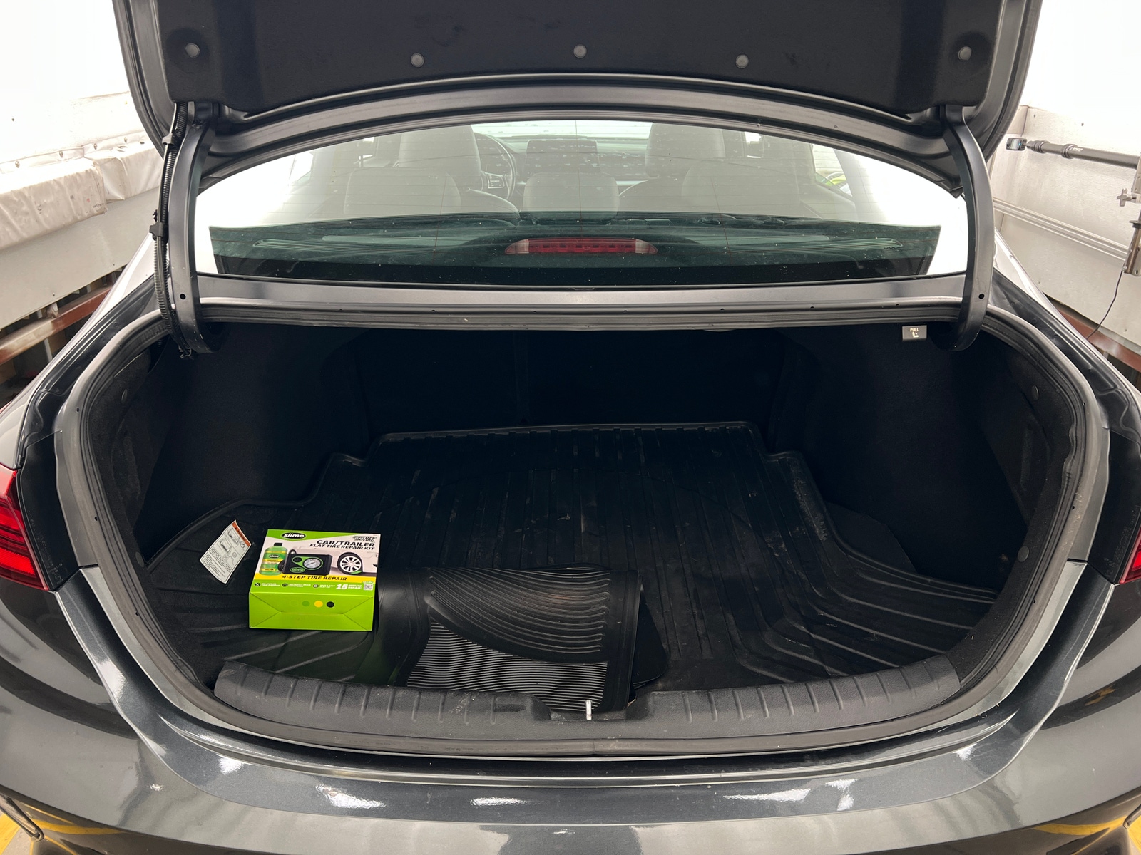 Thumbnail: 2023 Kia Forte - 7