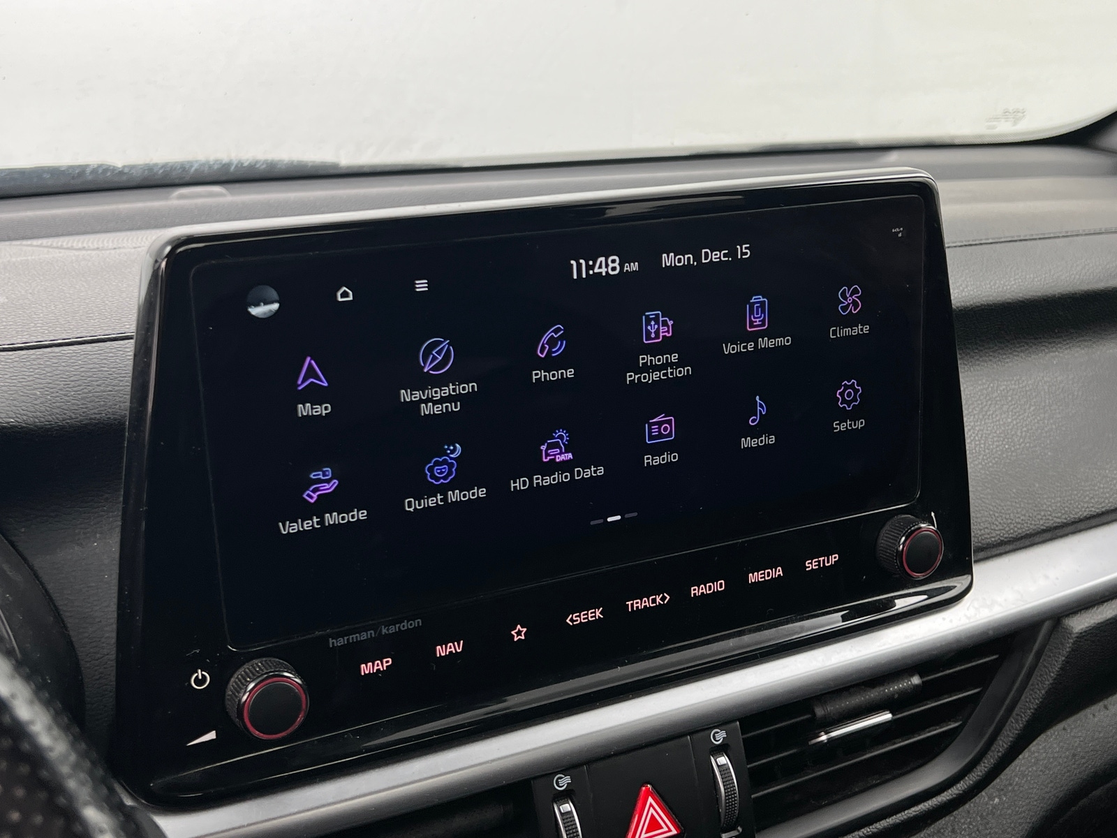 Thumbnail: 2023 Kia Forte - 4