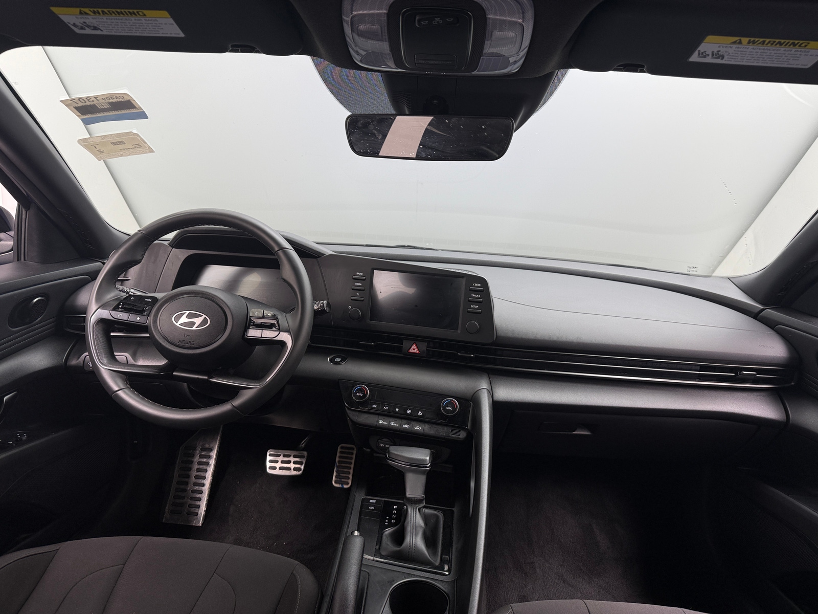 Thumbnail: 2025 Hyundai Elantra - 3