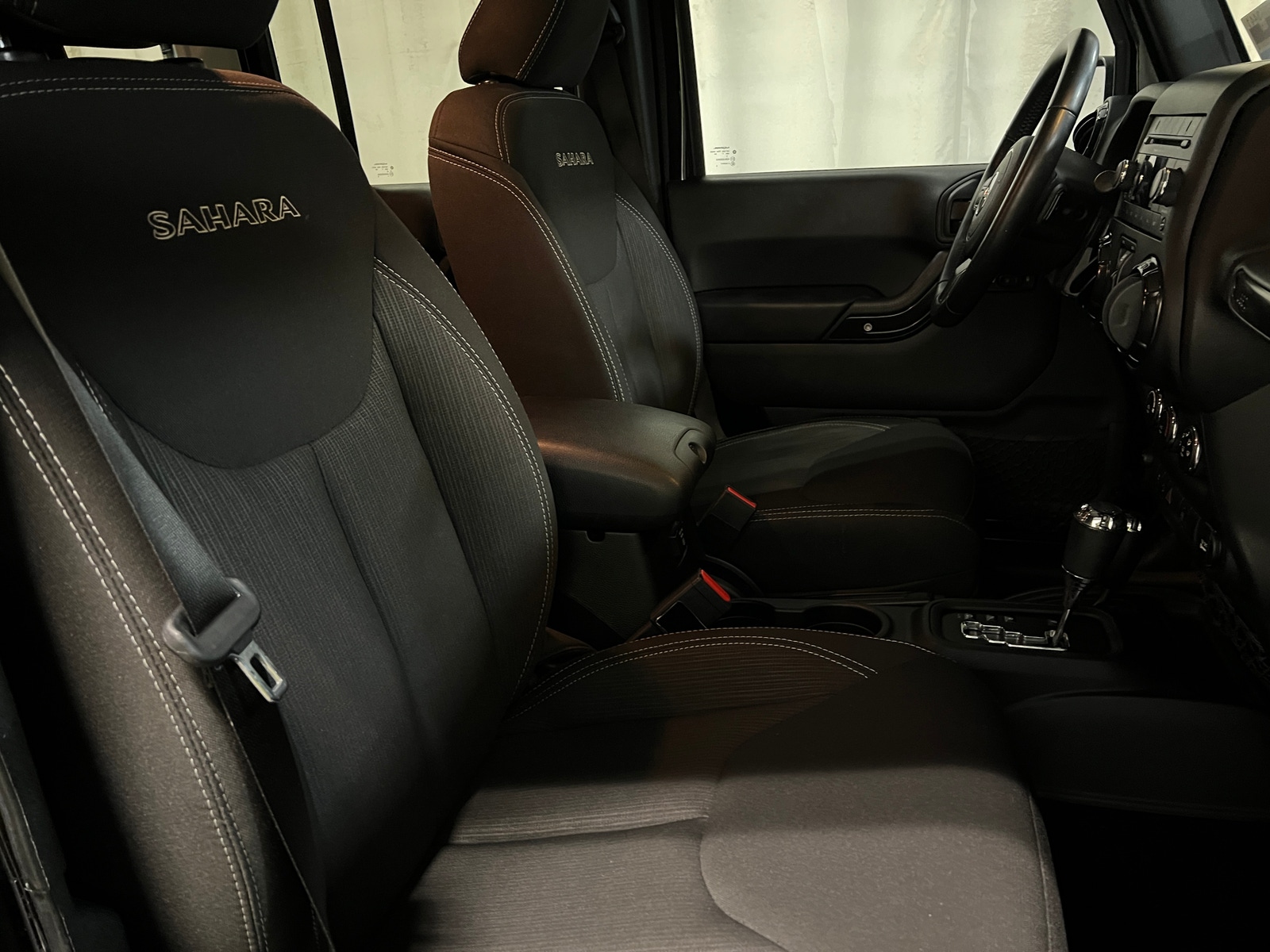 Thumbnail: 2017 Jeep Wrangler - 2