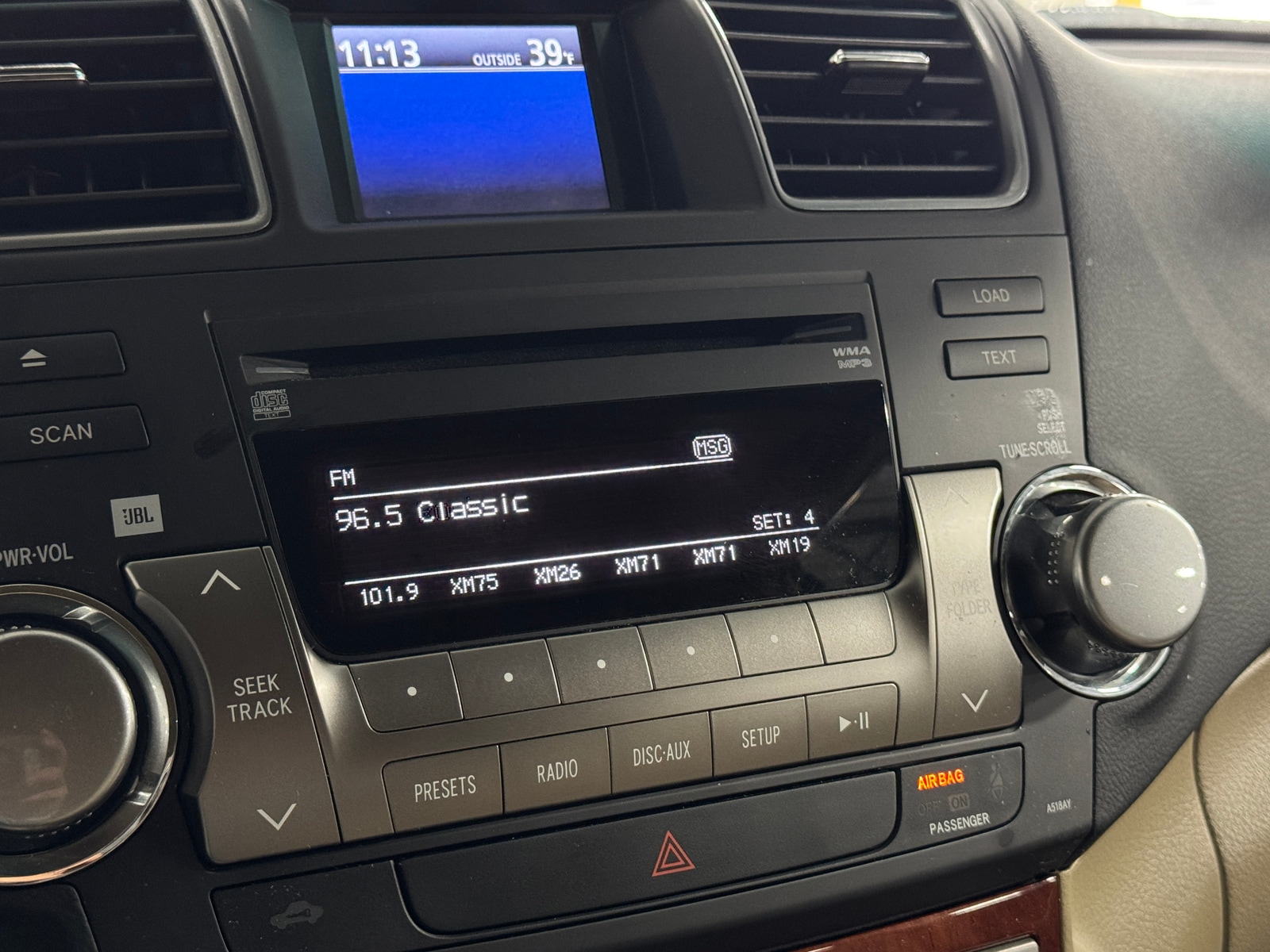 Thumbnail: 2012 Toyota Highlander - 3