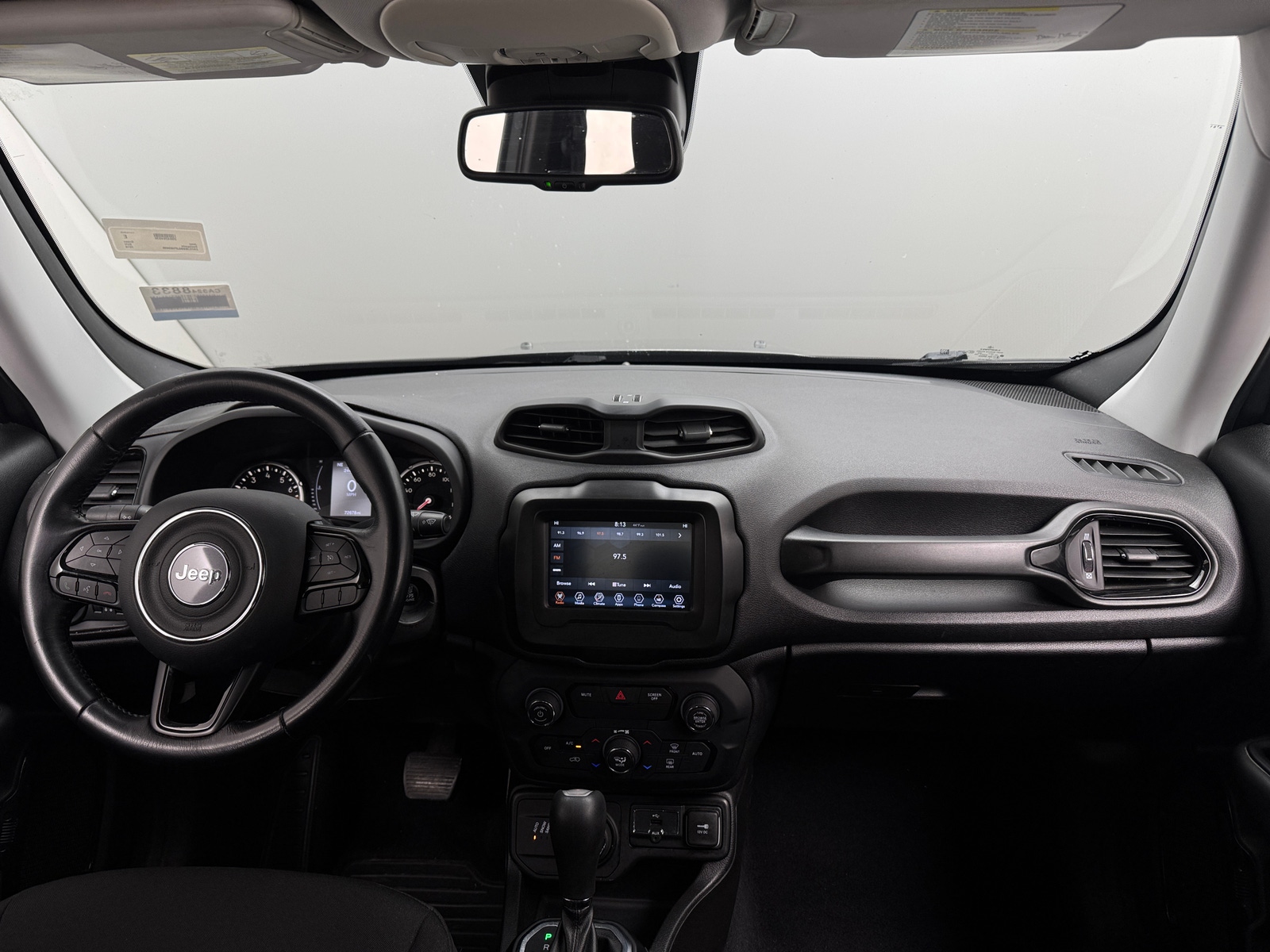 Thumbnail: 2018 Jeep Renegade - 3