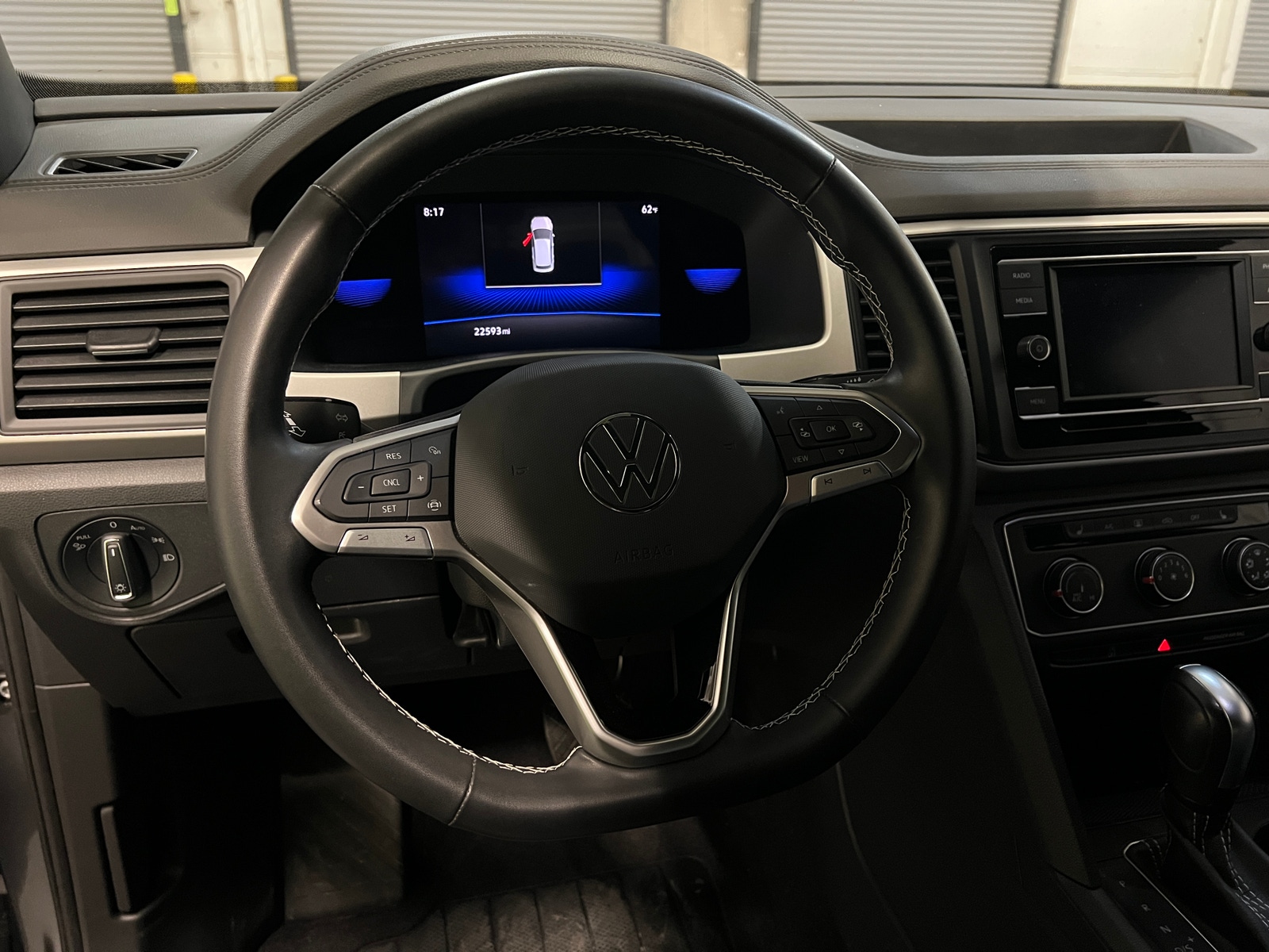 Thumbnail: 2022 Volkswagen Atlas - 4