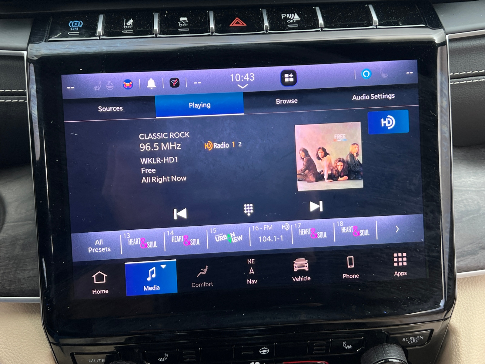 Thumbnail: 2024 Jeep Grand Cherokee - 3