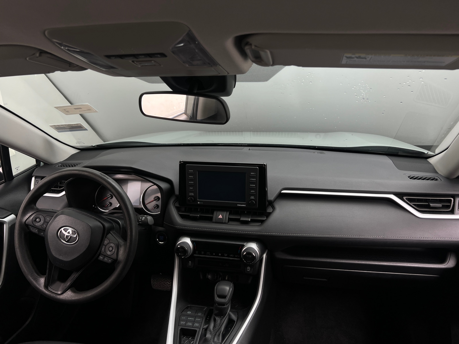 Thumbnail: 2021 Toyota RAV4 - 3