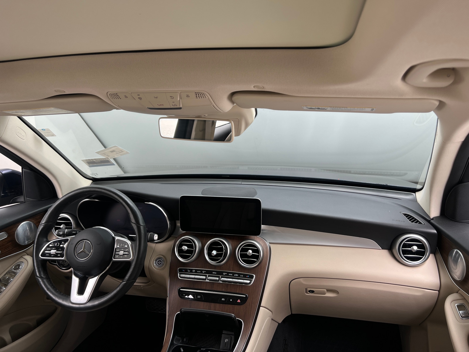 Thumbnail: 2020 Mercedes-Benz GLC - 2