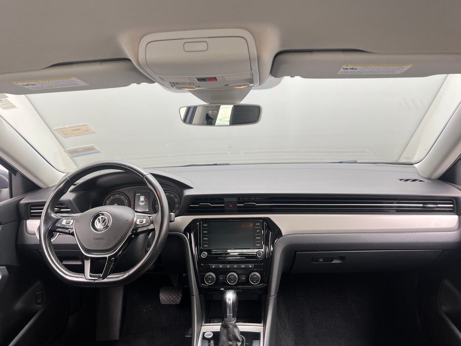 Thumbnail: 2020 Volkswagen Passat - 2