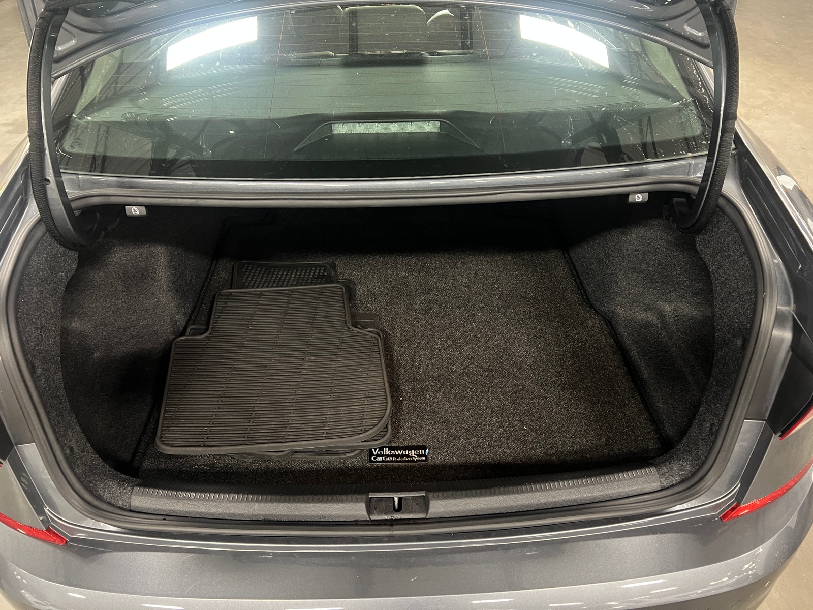 Thumbnail: 2020 Volkswagen Passat - 6