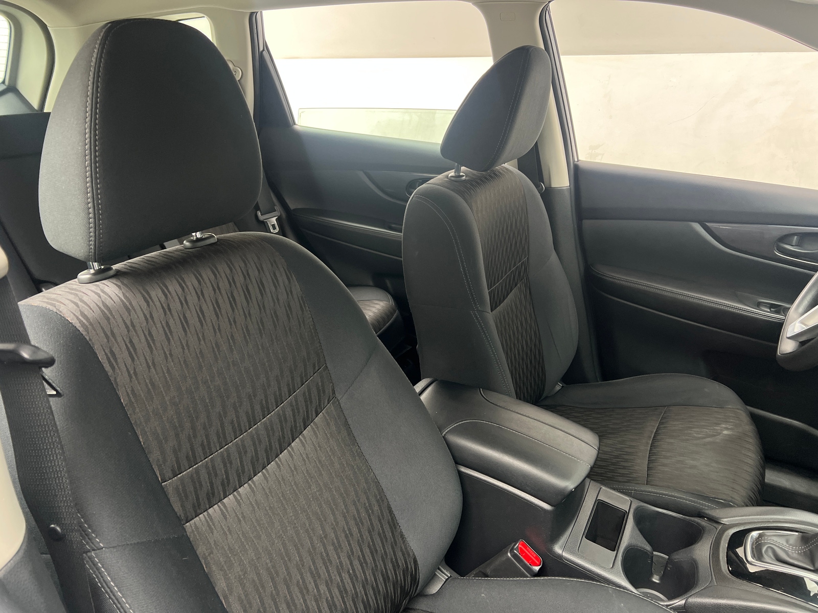 Thumbnail: 2019 Nissan Rogue - 2