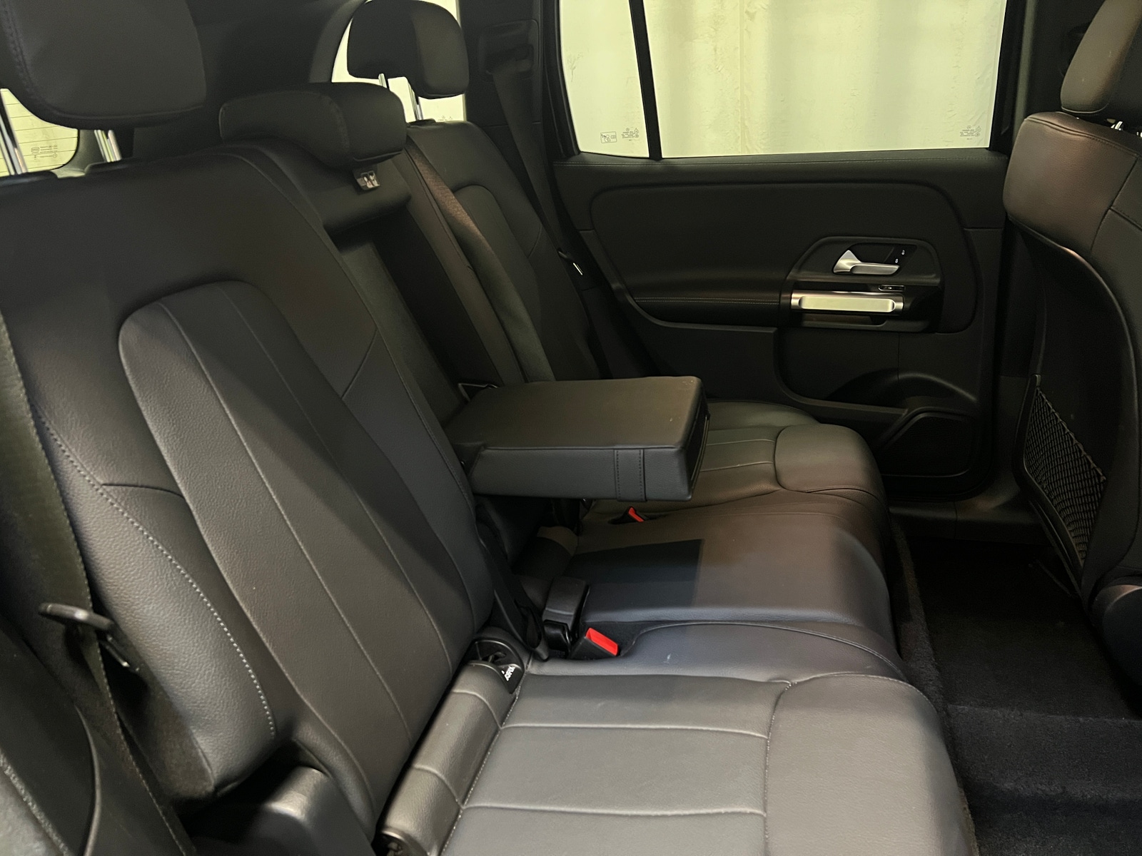 Thumbnail: 2025 Mercedes-Benz GLB - 5