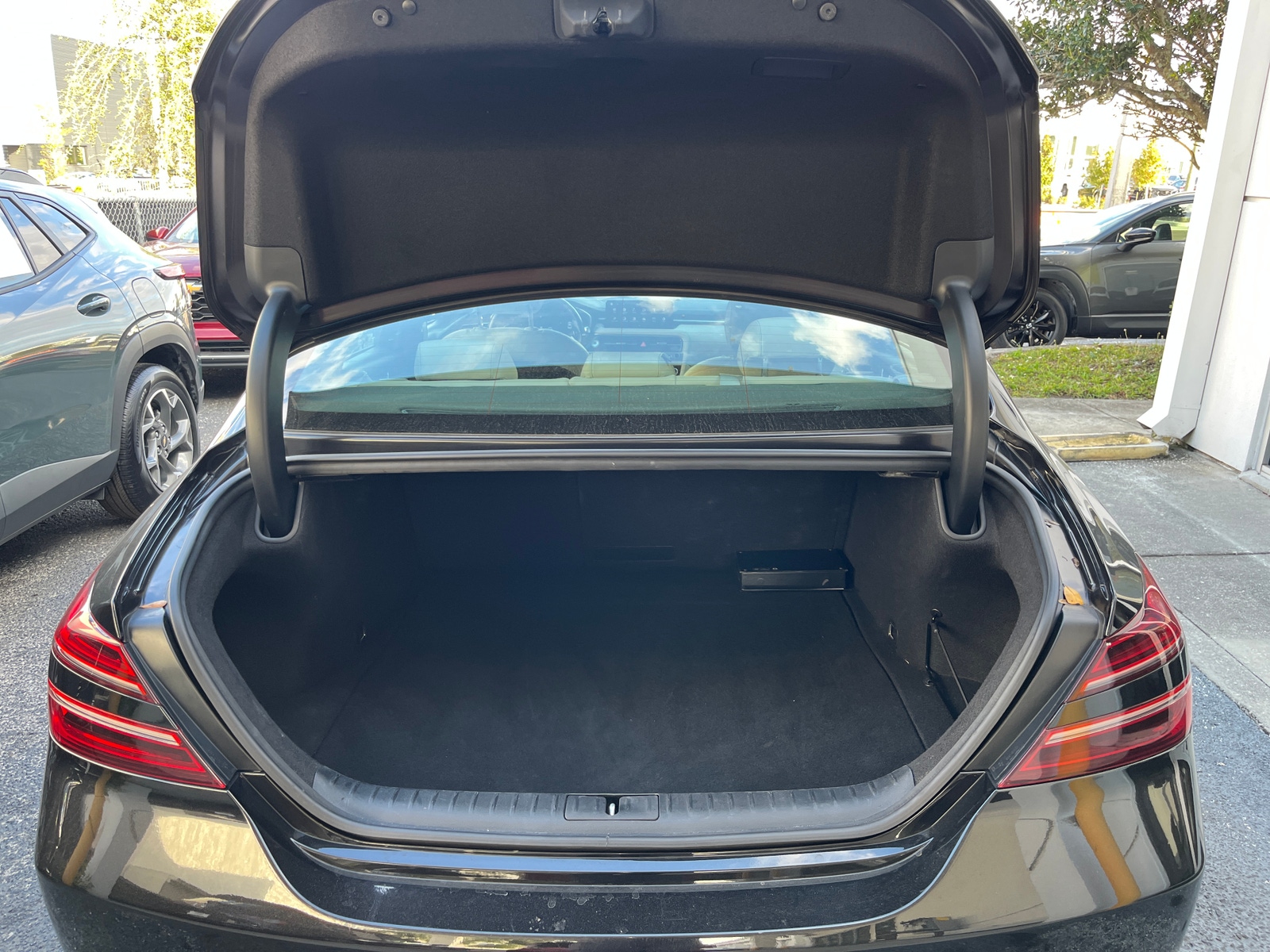 Thumbnail: 2025 Genesis G70 - 5