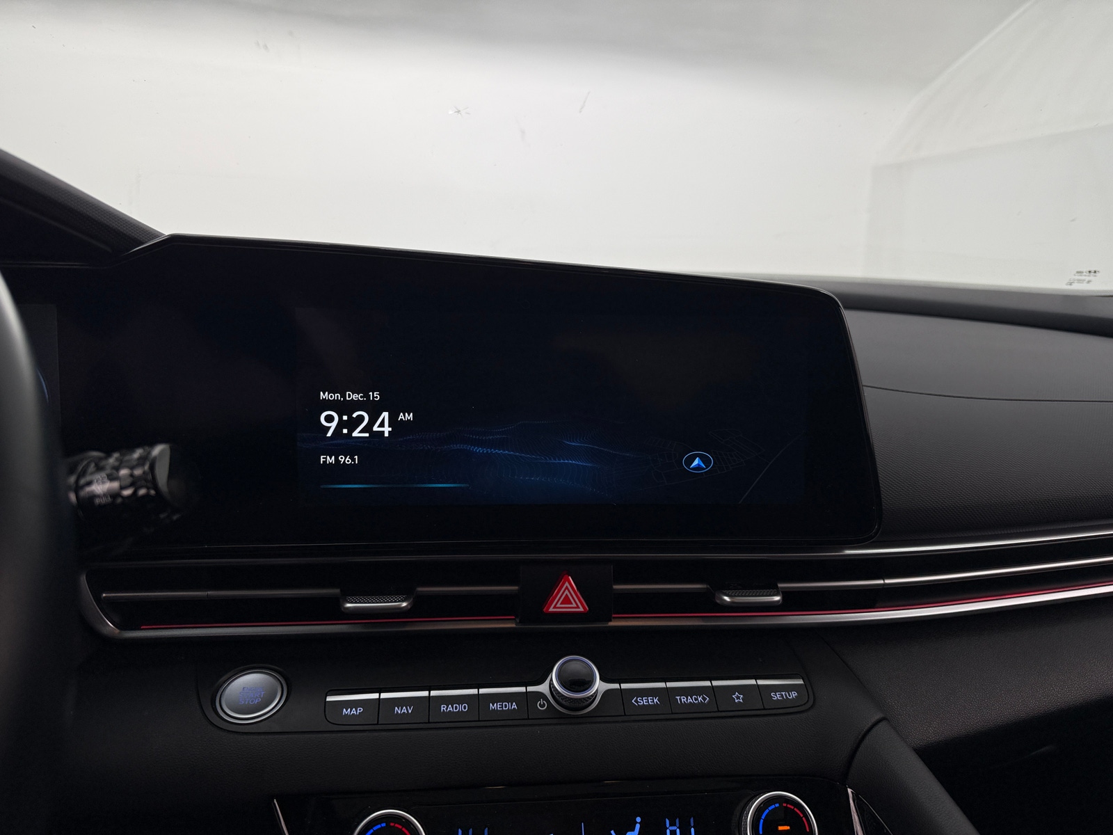 Thumbnail: 2023 Hyundai Elantra - 3