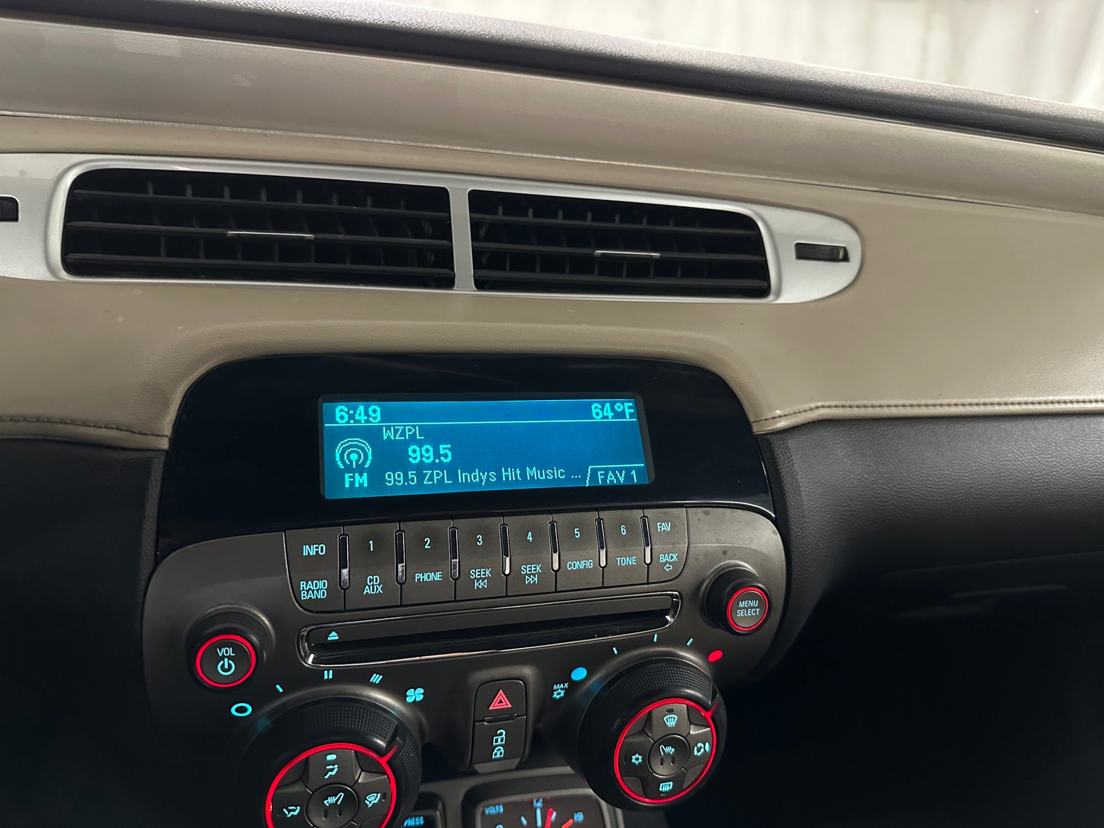 Thumbnail: 2012 Chevrolet Camaro - 3