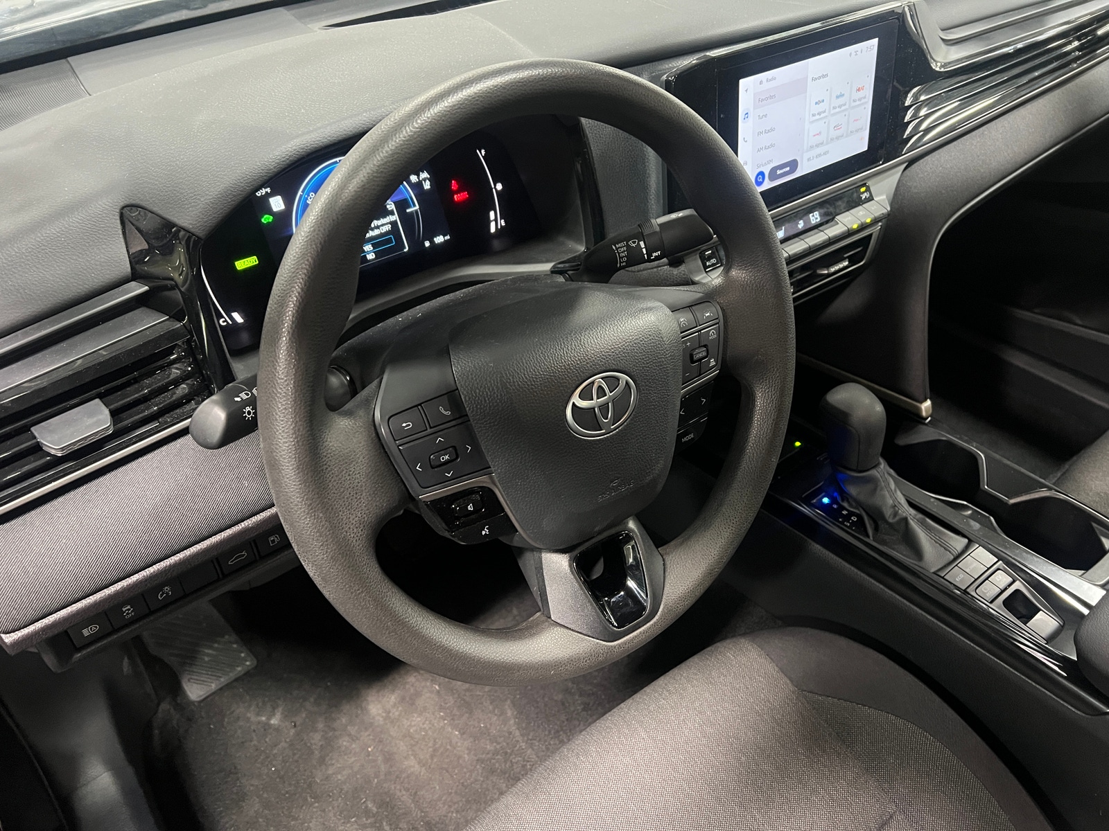 Thumbnail: 2025 Toyota Camry - 5