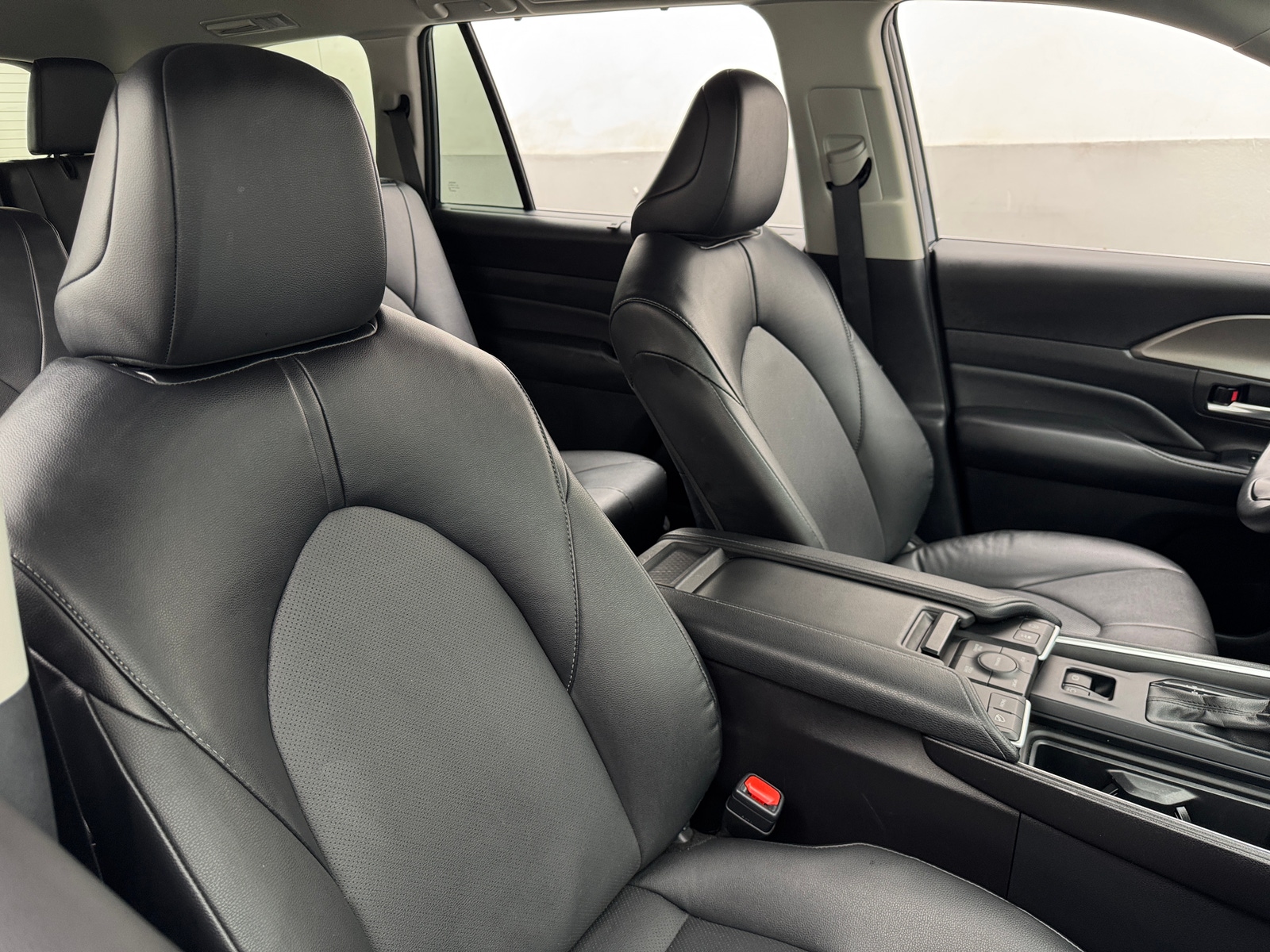 Thumbnail: 2024 Toyota Grand Highlander - 2