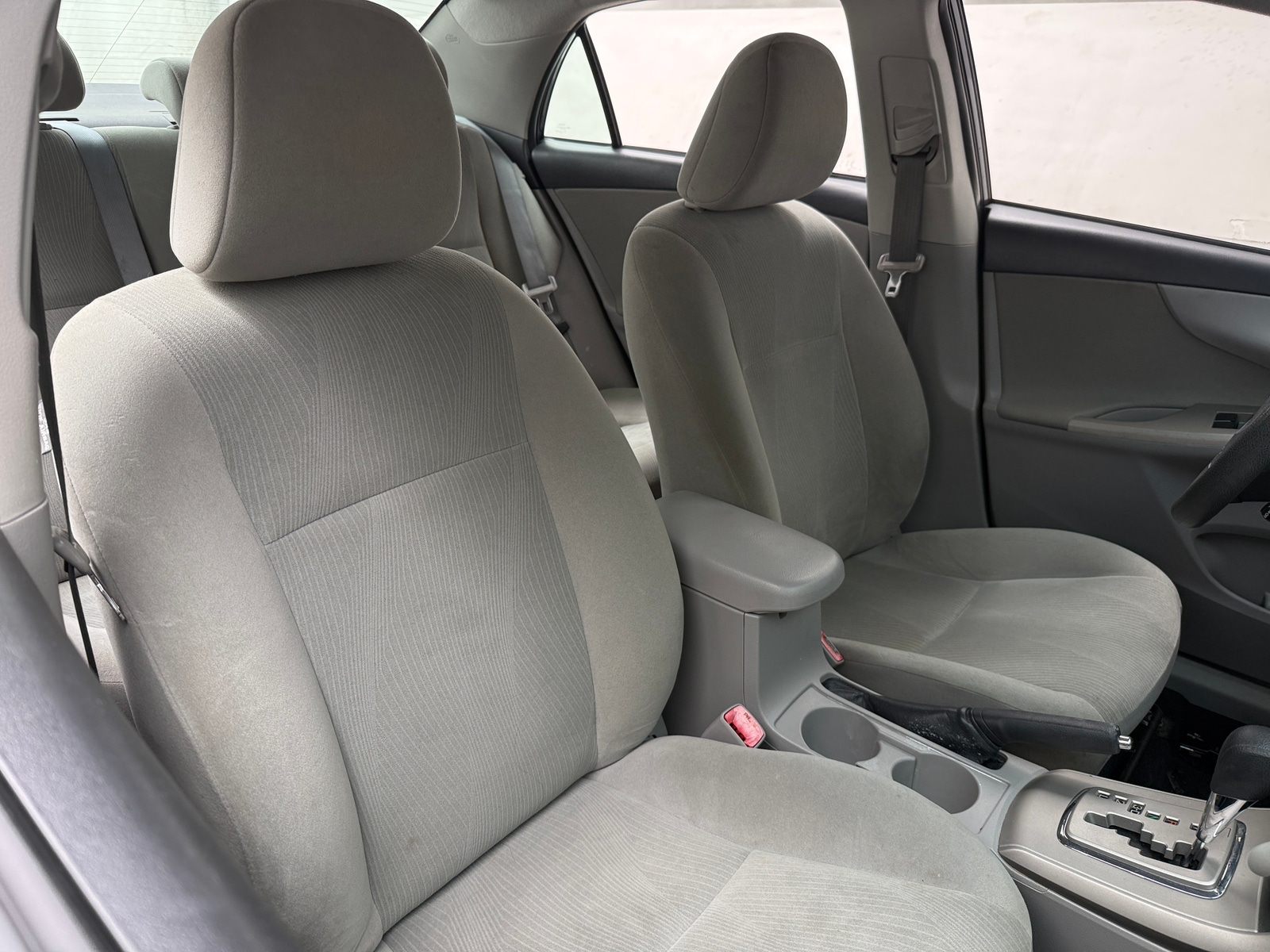 Thumbnail: 2013 Toyota Corolla - 2