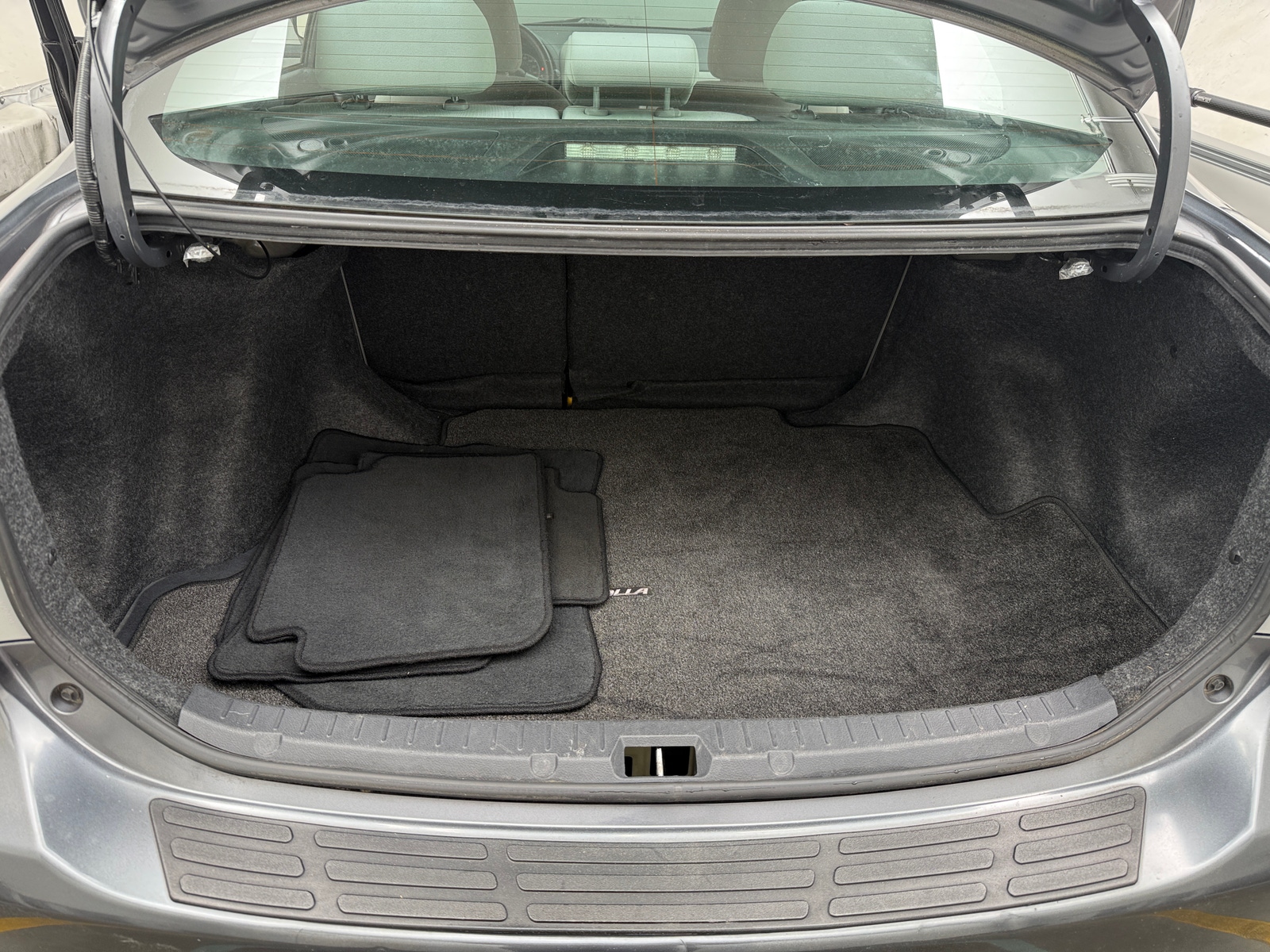 Thumbnail: 2013 Toyota Corolla - 7