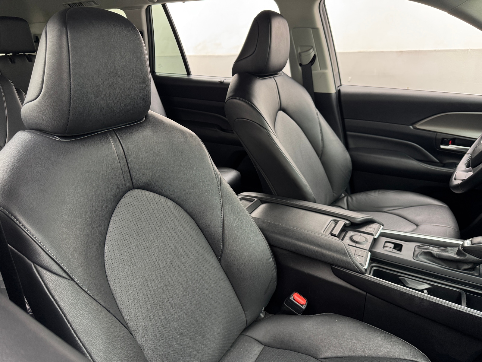 Thumbnail: 2024 Toyota Grand Highlander - 2