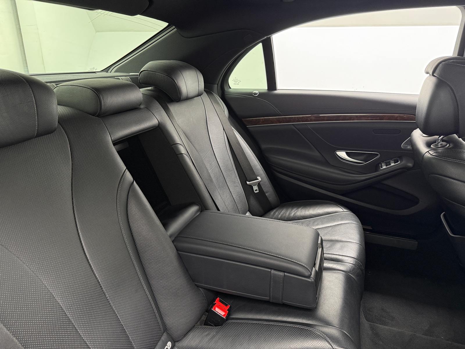 Thumbnail: 2017 Mercedes-Benz S-Class - 5