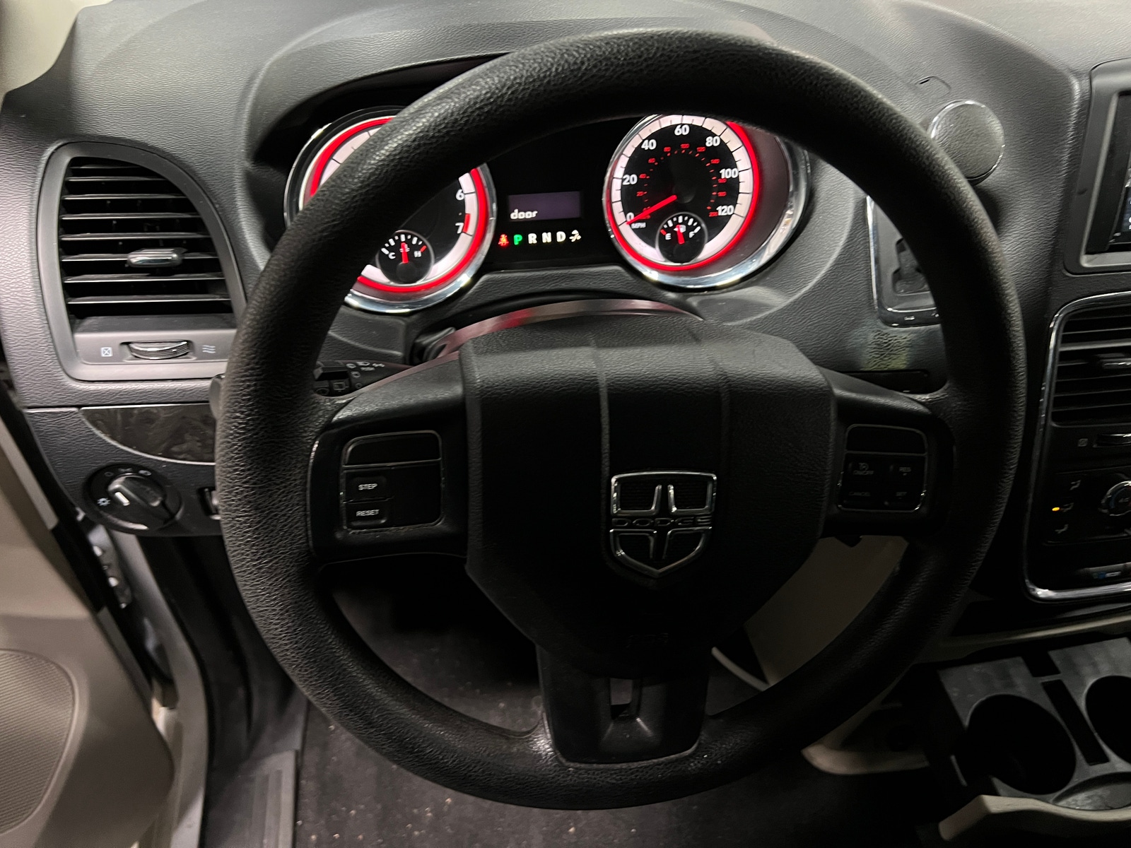 Thumbnail: 2017 Dodge Grand Caravan - 5