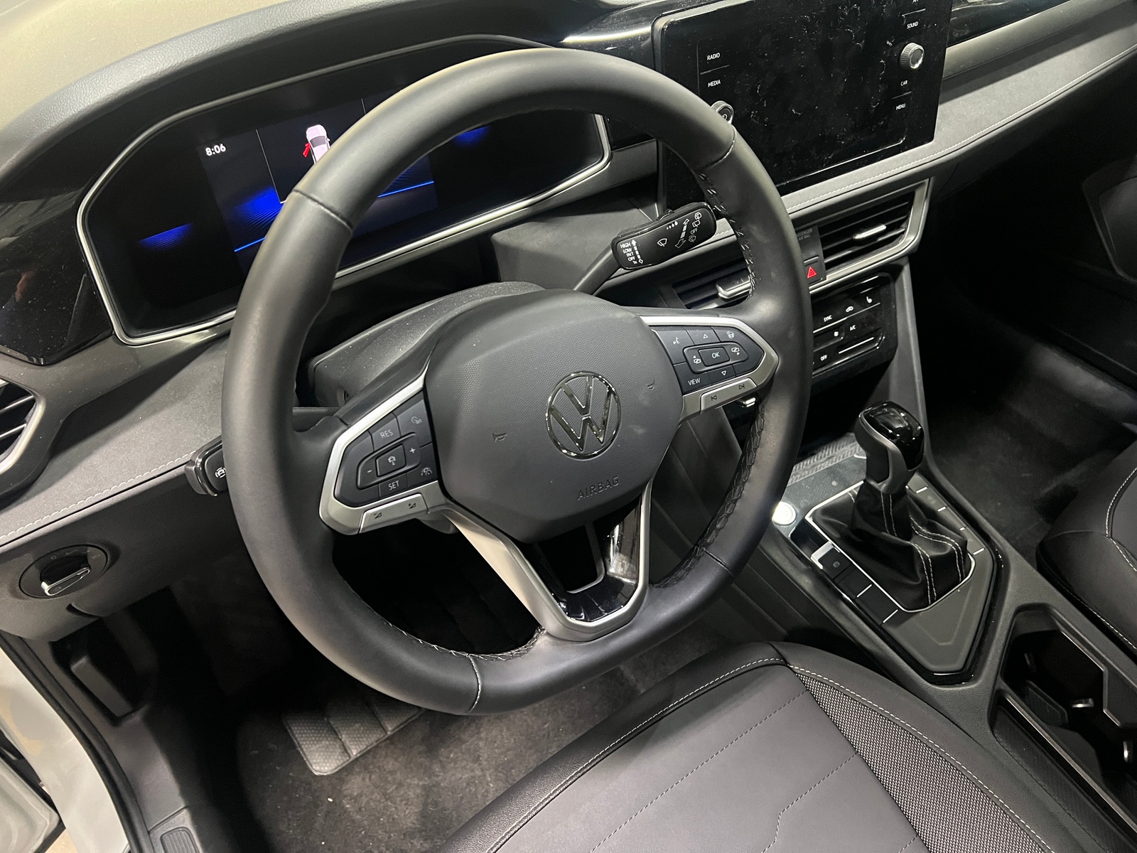 Thumbnail: 2025 Volkswagen Taos - 5