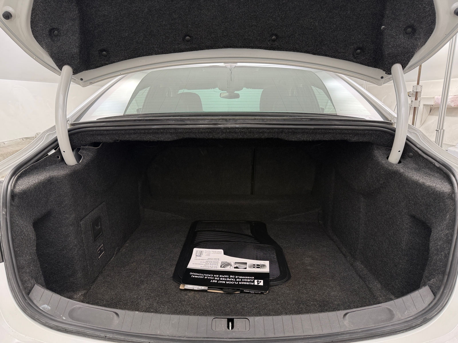 Thumbnail: 2015 Chevrolet Impala - 6