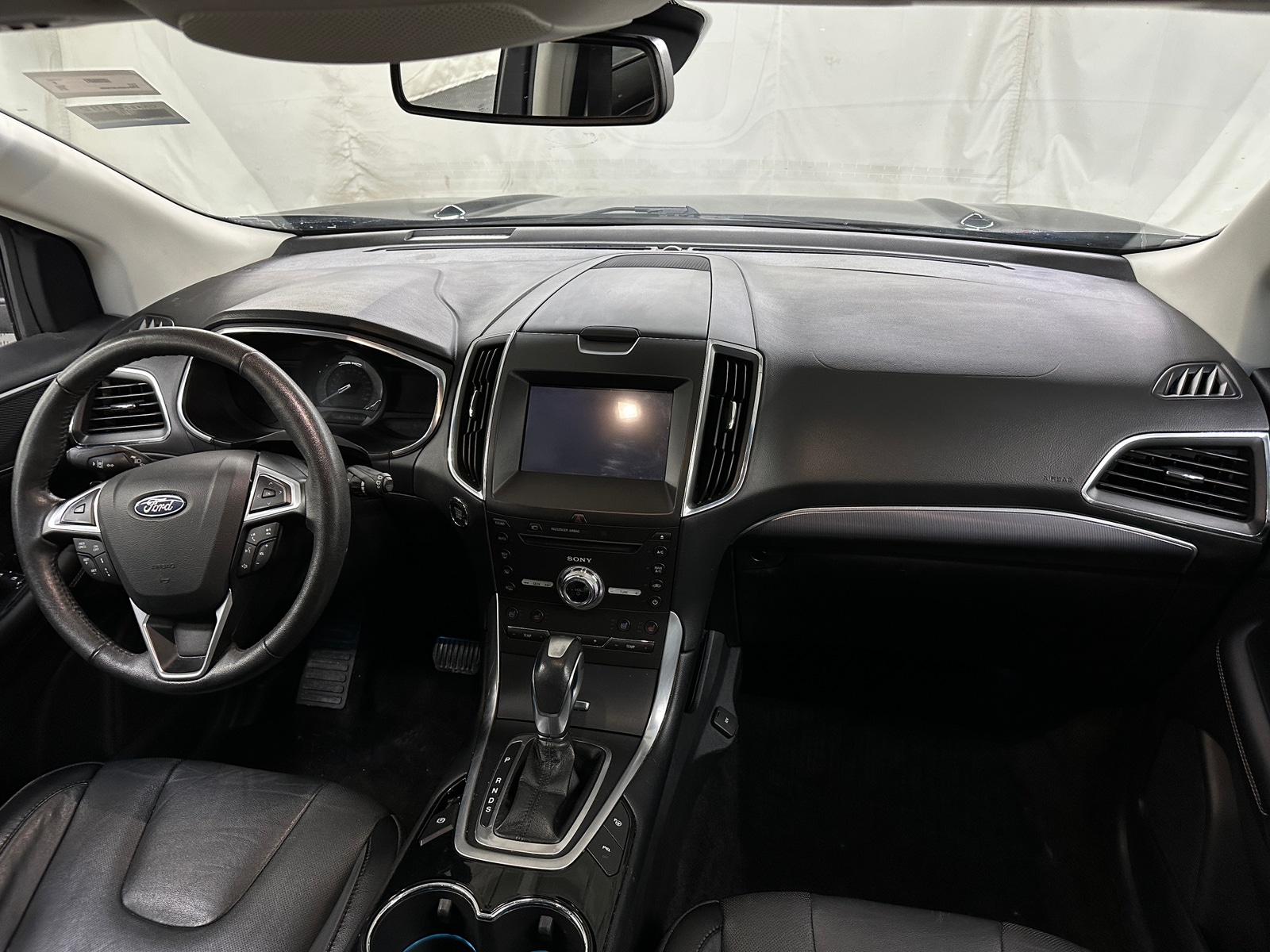 Thumbnail: 2018 Ford Edge - 2