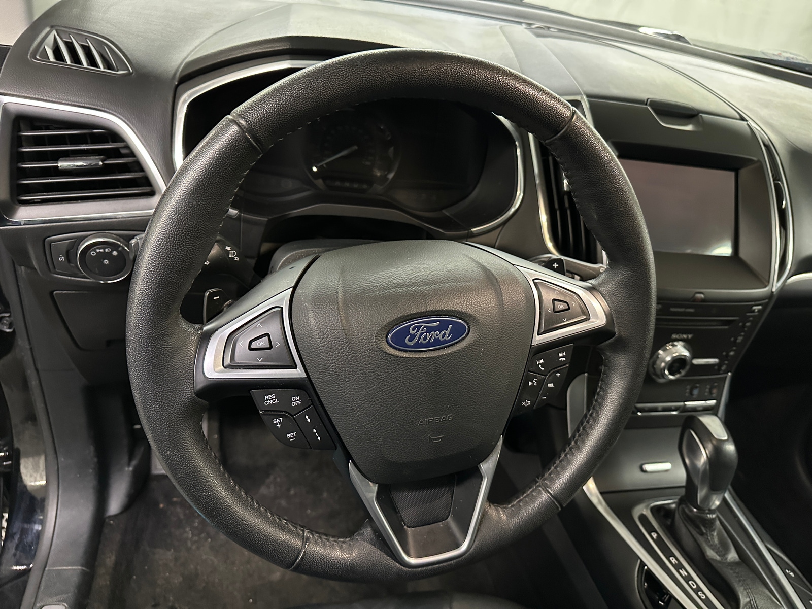 Thumbnail: 2018 Ford Edge - 4